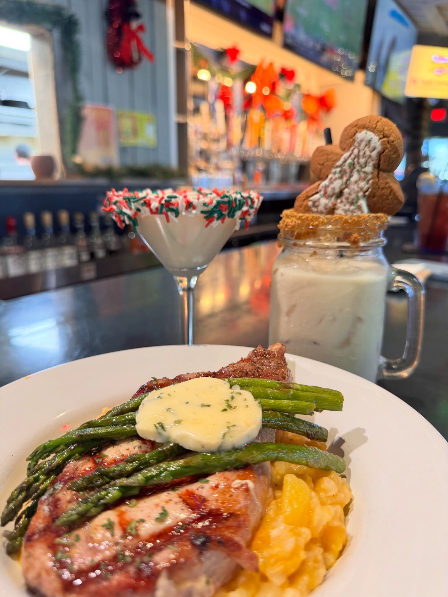 Shipwrecks Taphouse & Grill Kitty Hawk