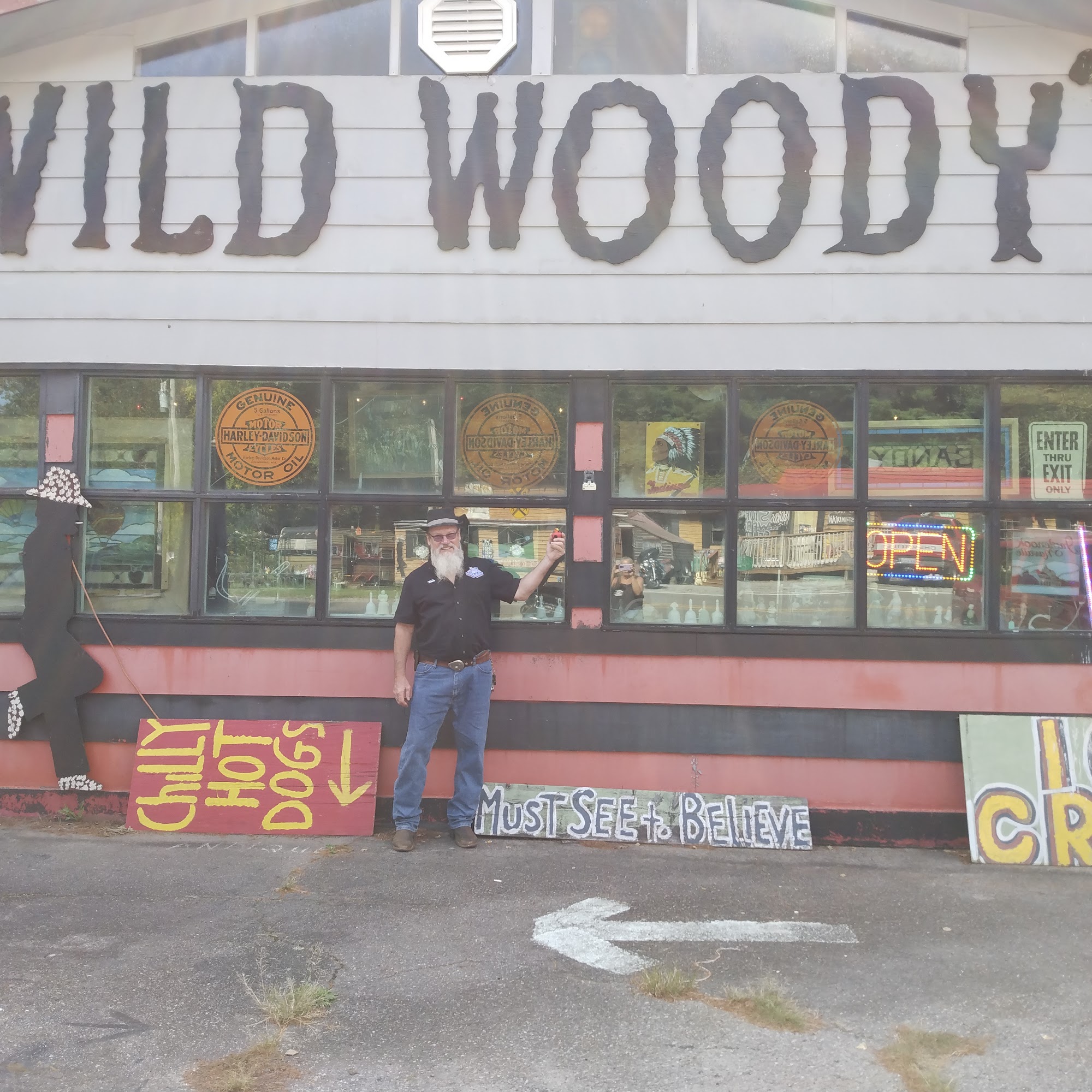 Wild Woody's Records and More Laurel Springs