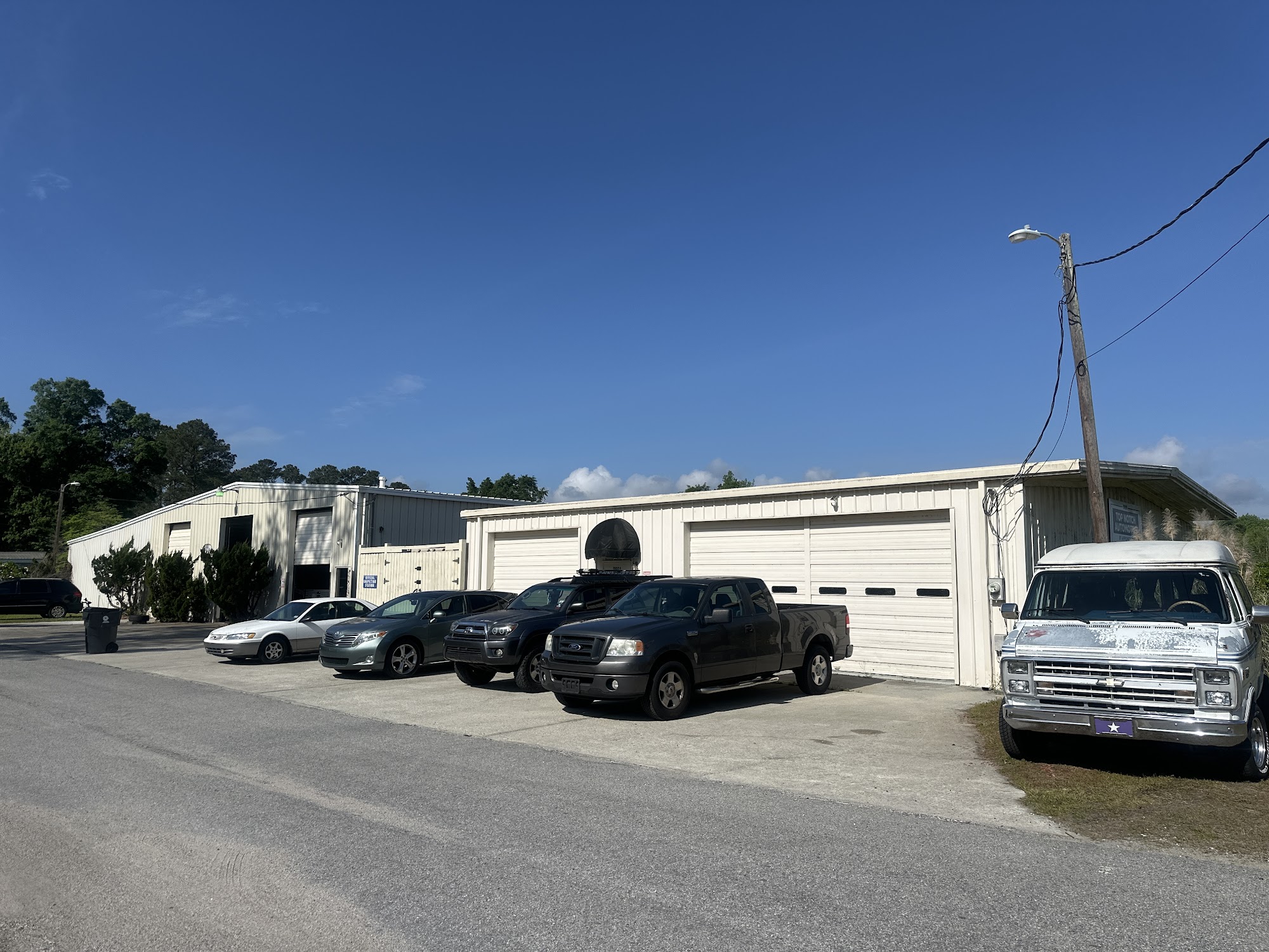 Top notch automotive Leland