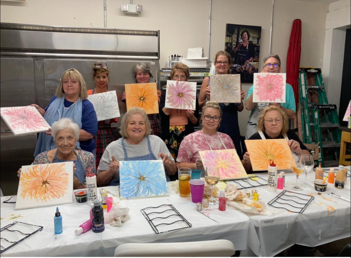 Happenings on Elm Lumberton