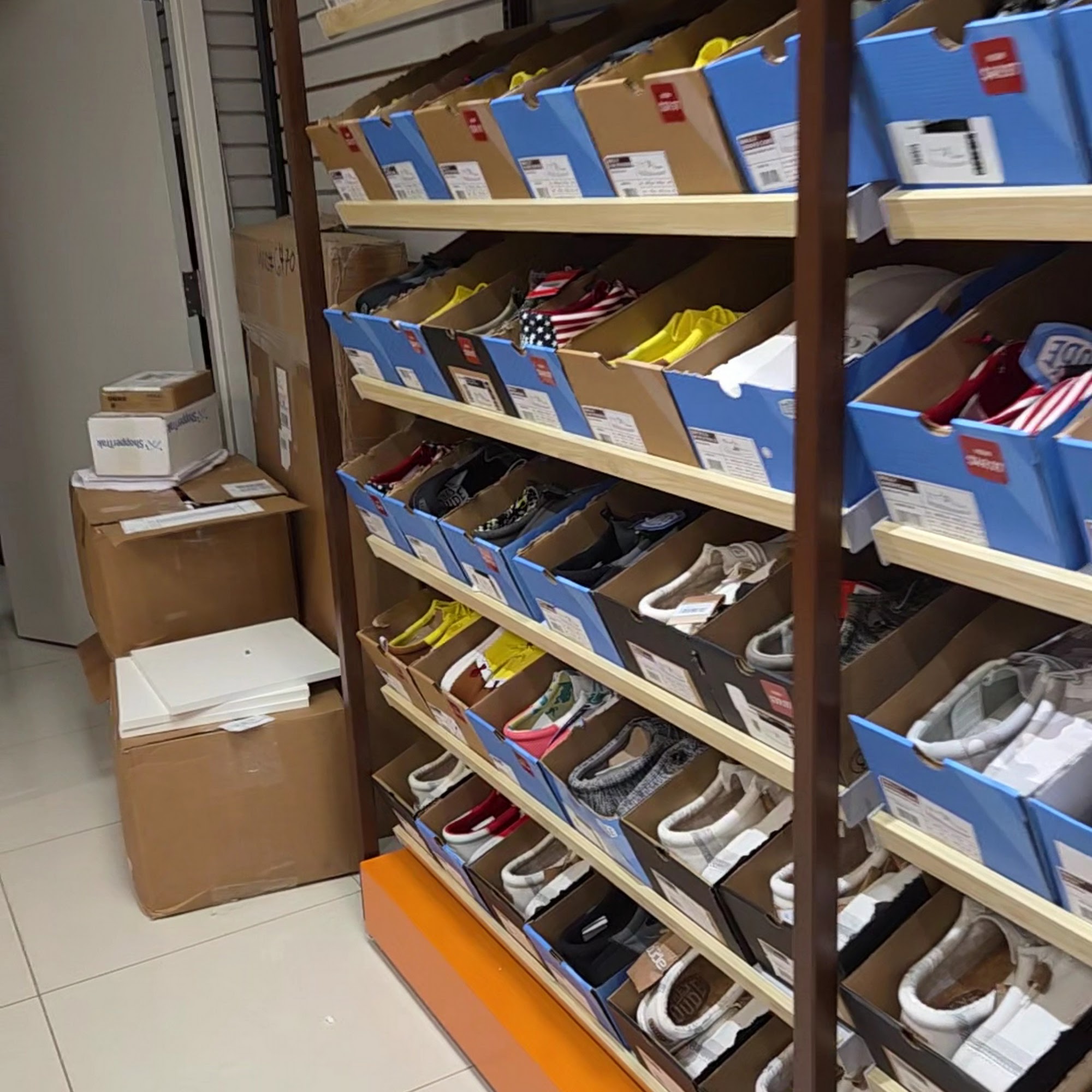 Hey Dude at Tanger Mebane Mebane