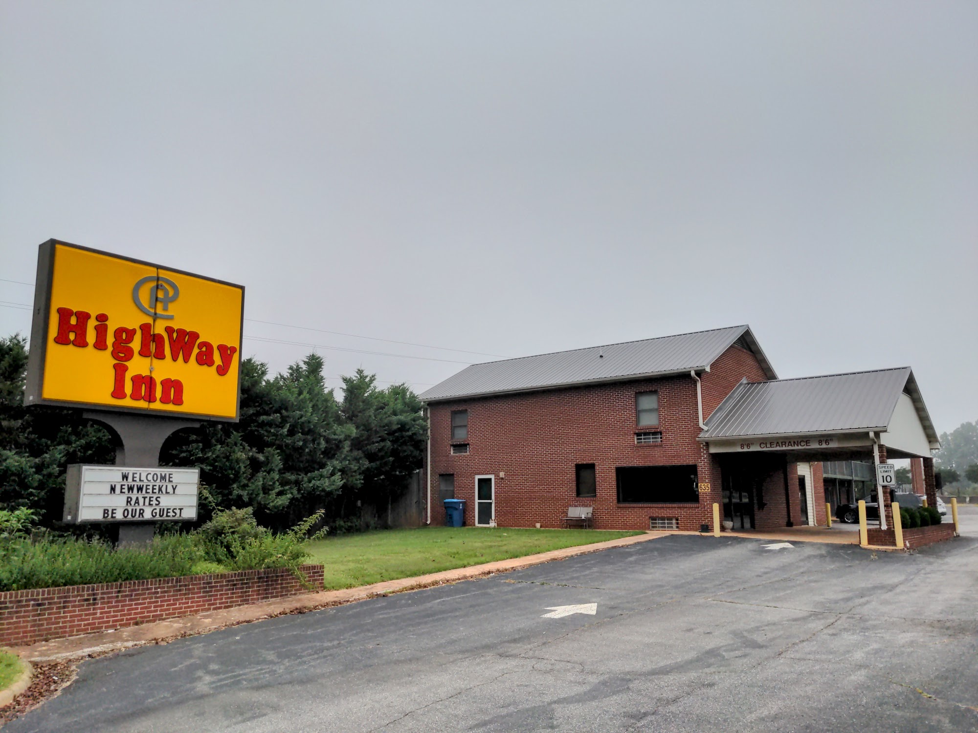 HighWay Inn Mocksville