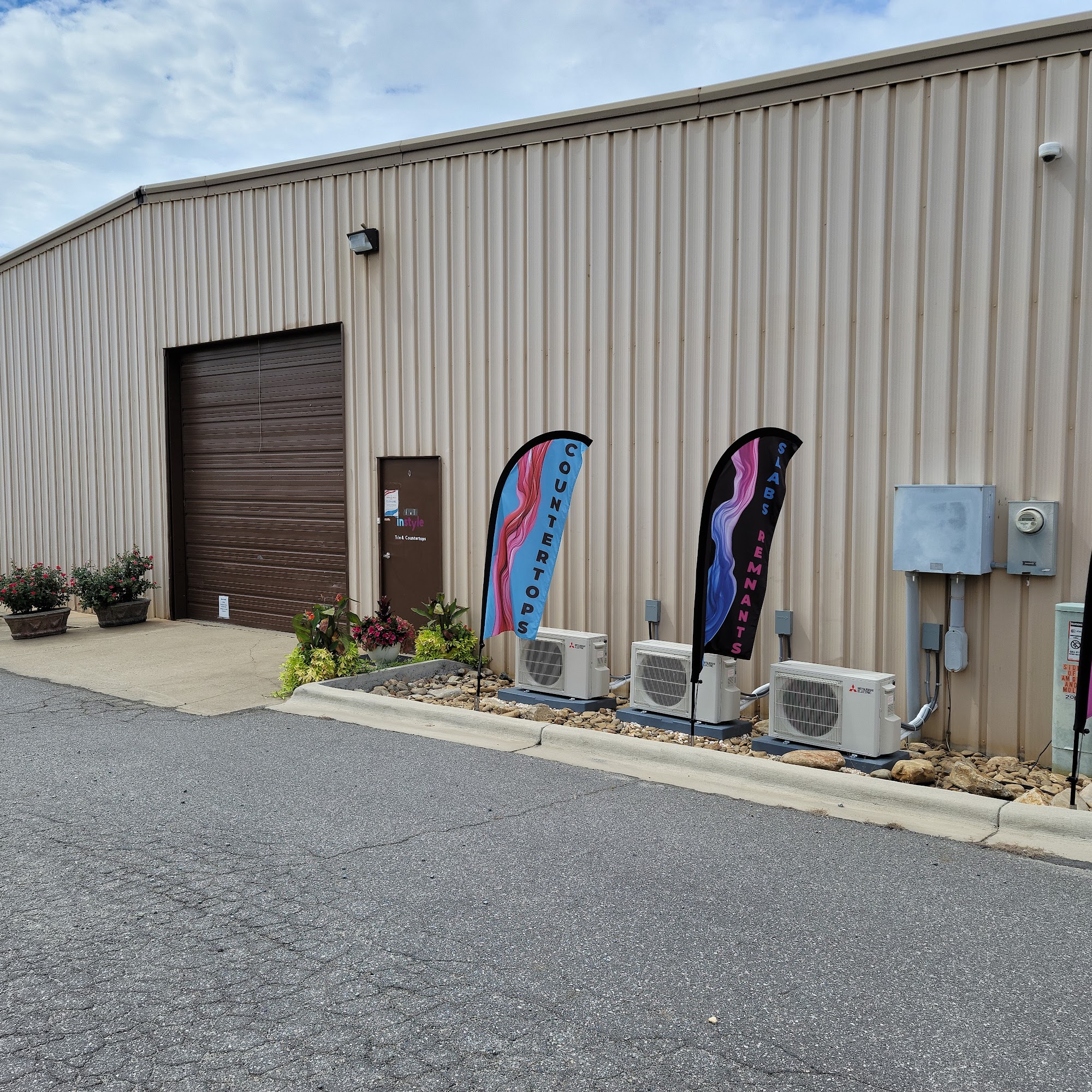 Instyle Lake Norman 206 Transco Road, Langtree Rd Exit 31, Mooresville North Carolina 28117