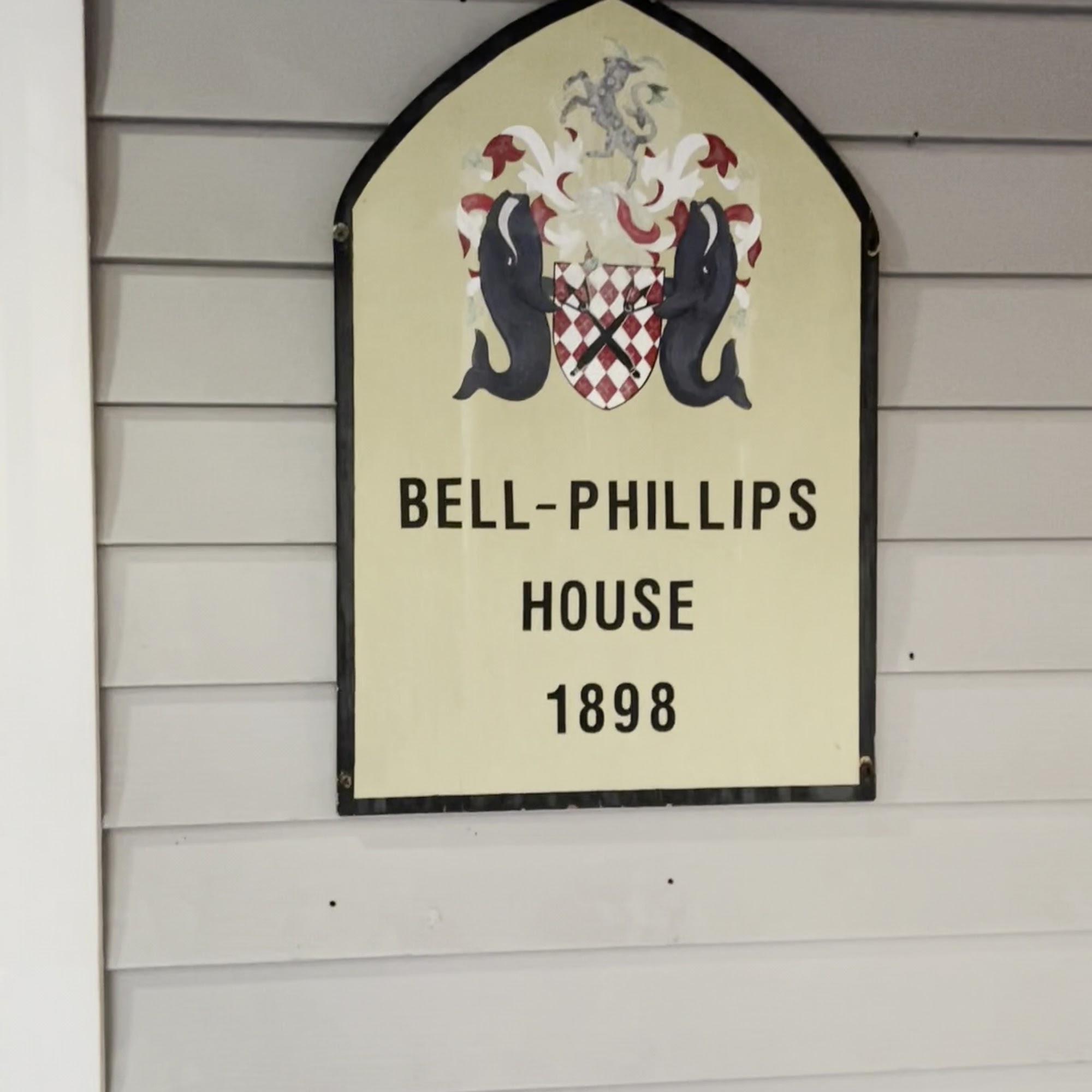 Parrott's On Eleventh Morehead City