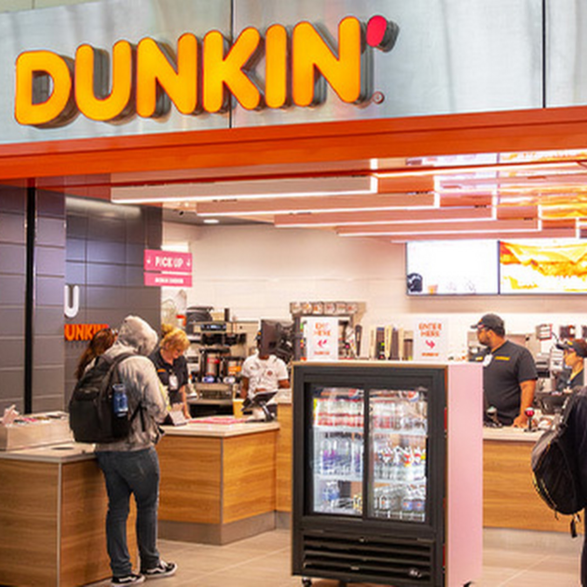 Dunkin' Donuts 🍩 Terminal 2, 2400 John Brantley Blvd Gate C17, Morrisville
