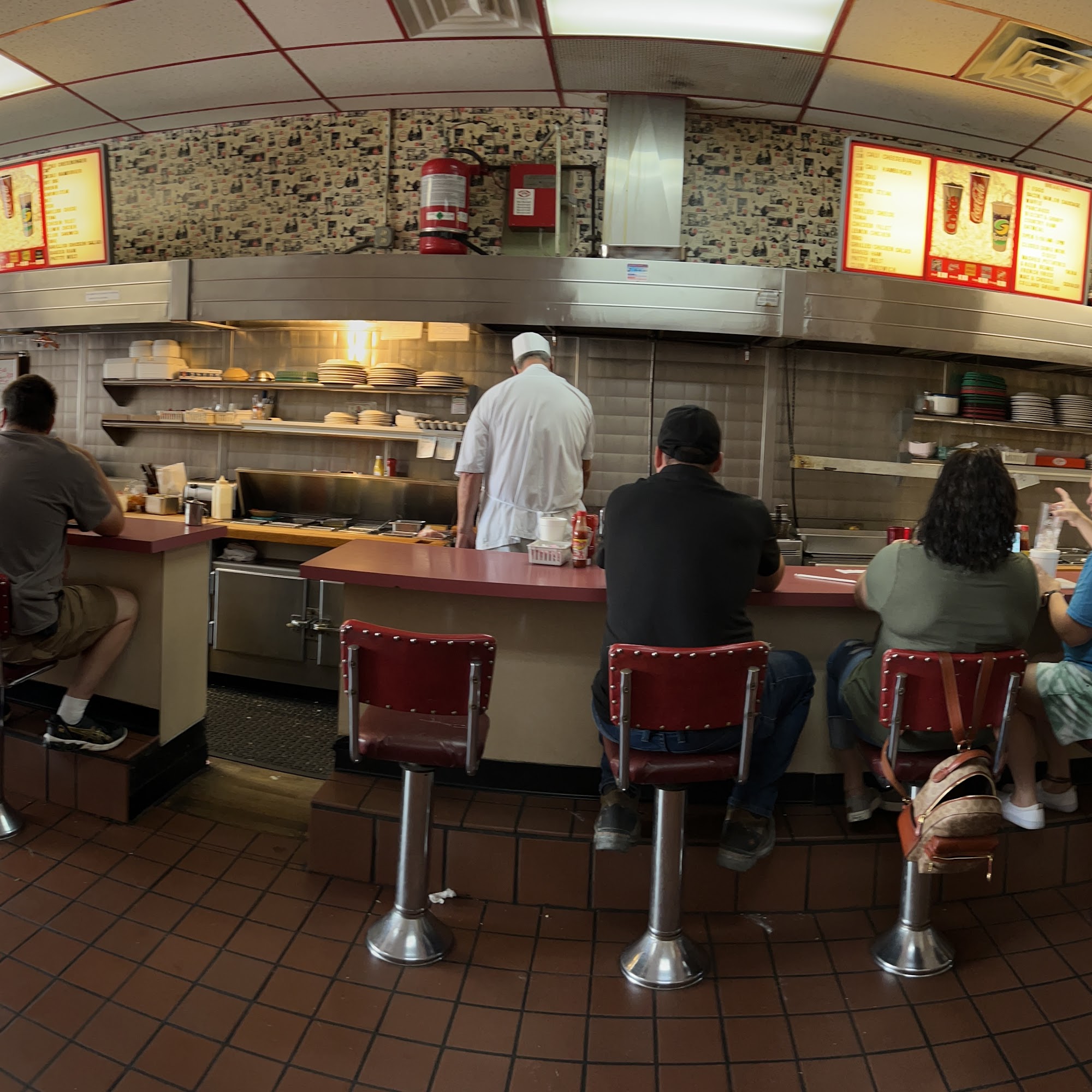 Leon's Burger Express Mount Airy