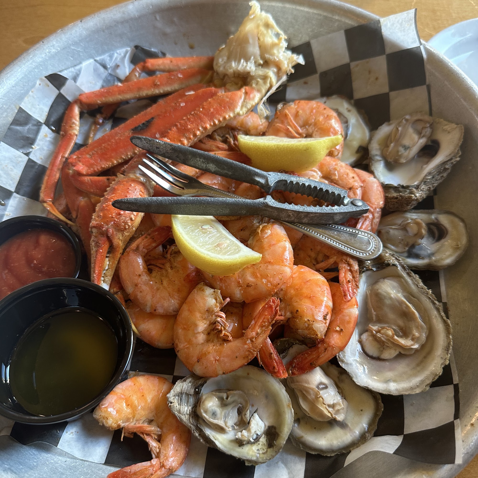 Mulligan's Grille in Historic Cottage Row Nags Head