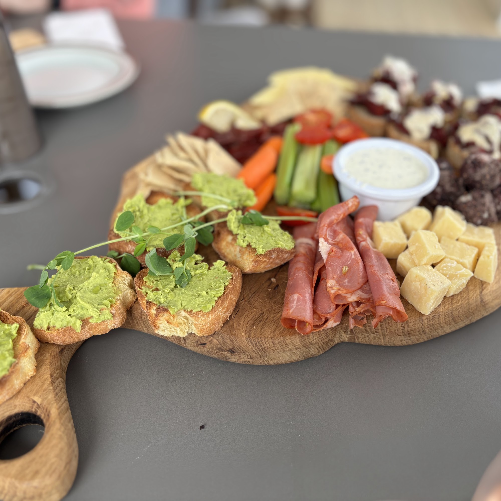 Mariposa Bakery & Wine Bar
