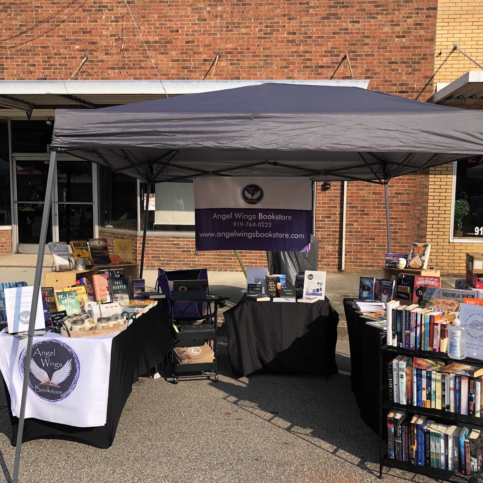 Angel Wings Bookstore & Bistro Oxford