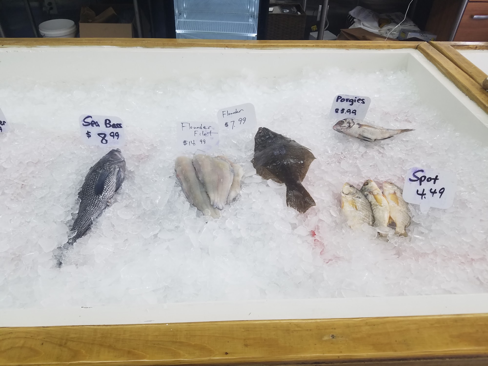 Jun's Fresh Seafood Menu