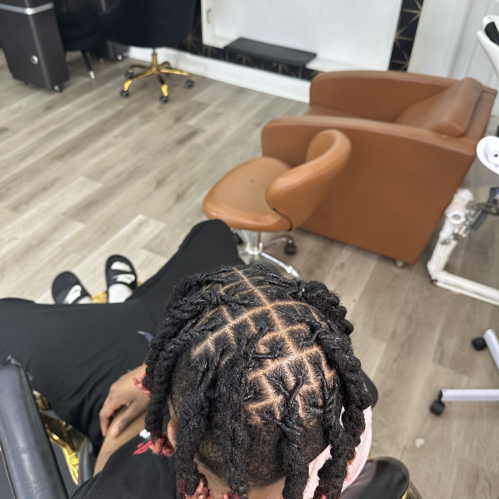 DluxeBeautyLab 4229 Louisburg Rd STE 105, Raleigh North Carolina 27604