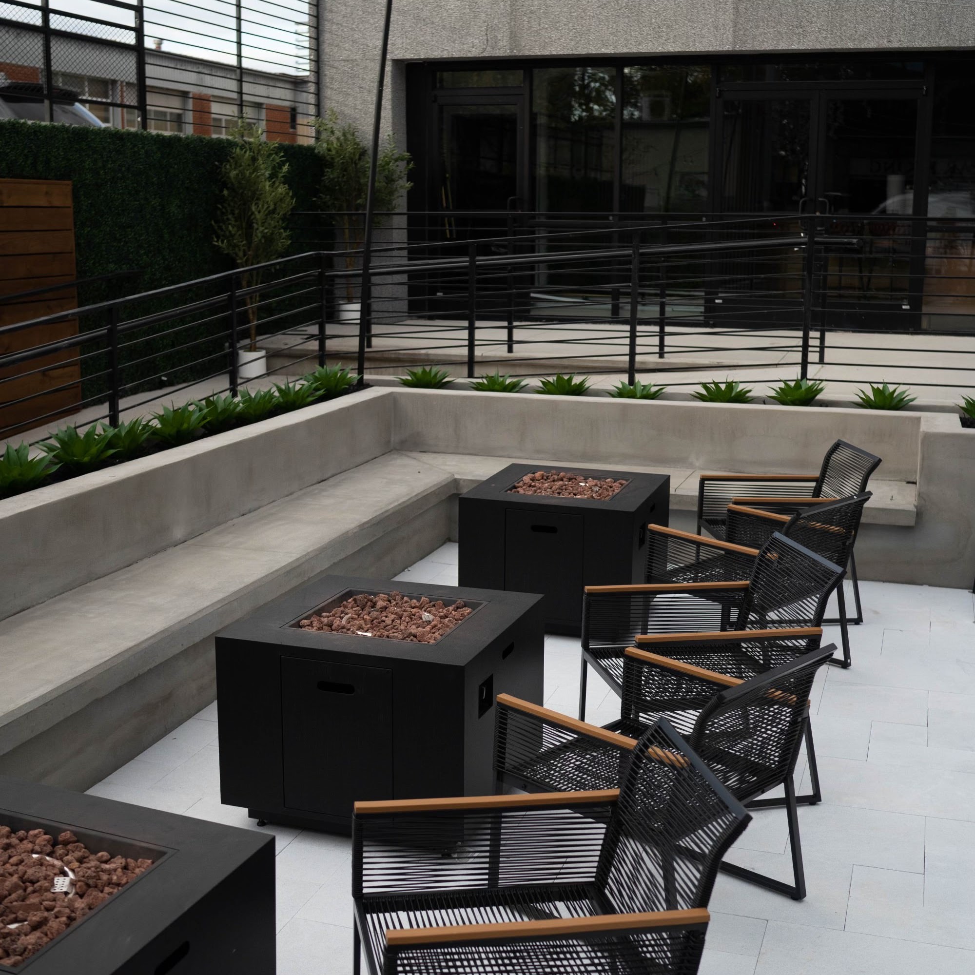 Aura Raleigh 220 W Davie St, Raleigh, NC 27601