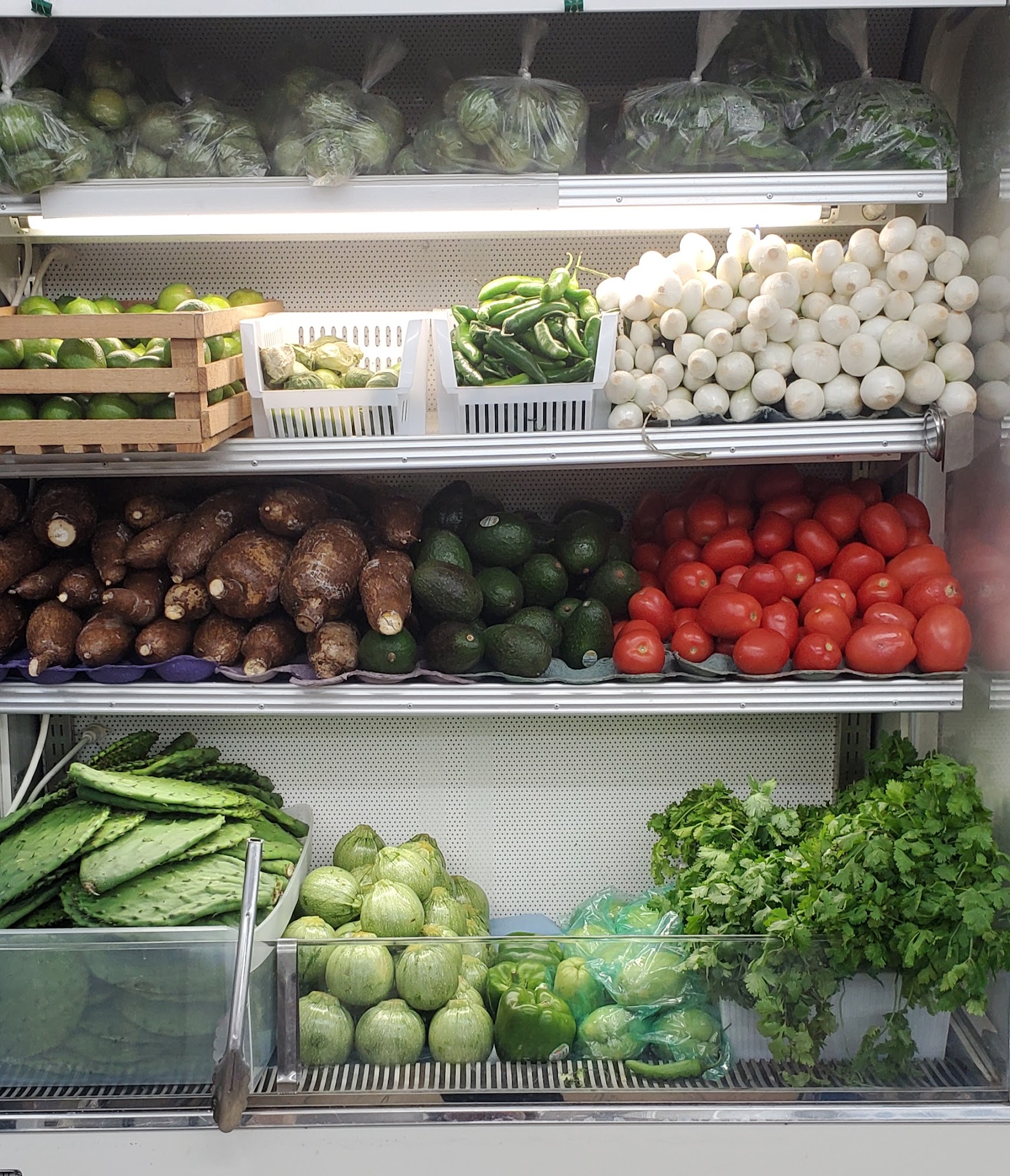 Tienda Hispana La Tabasquena Roanoke Rapids