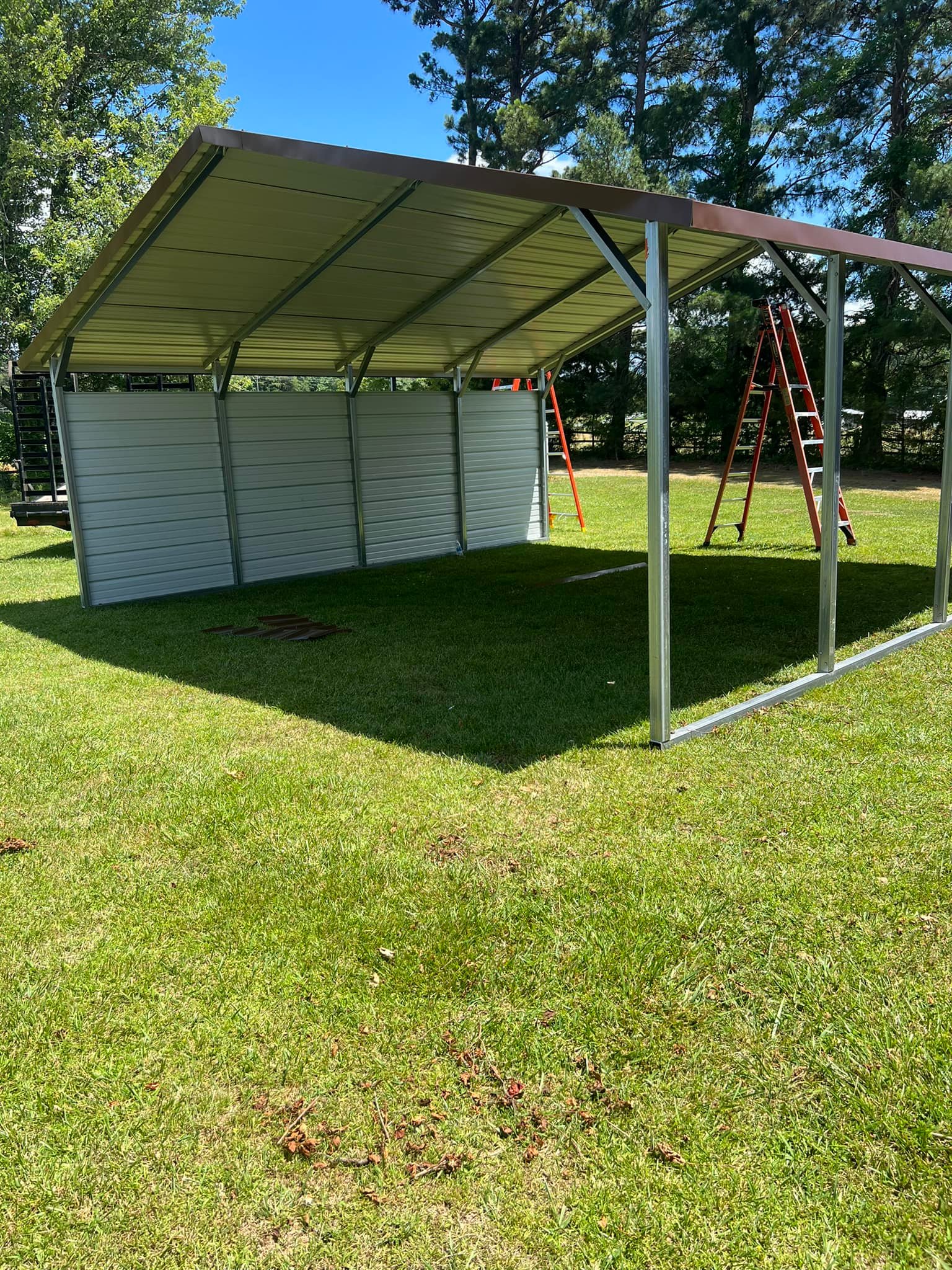 B & D Backhoe & Hauling