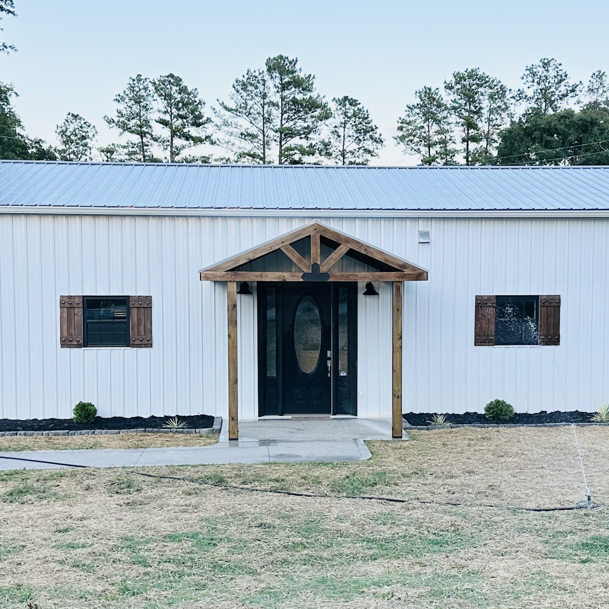 Cosmopawlitan Resort & Spa, LLC Shelby
