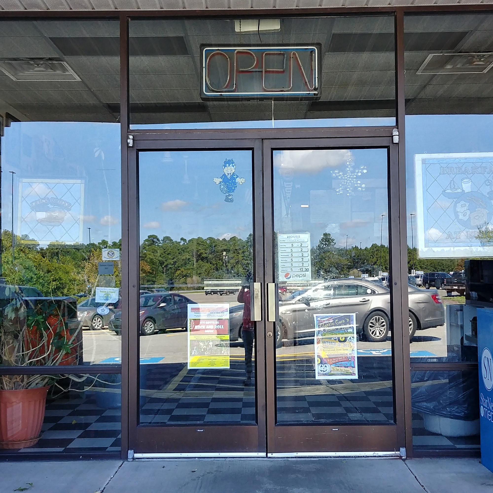 Eric's Grille Southport