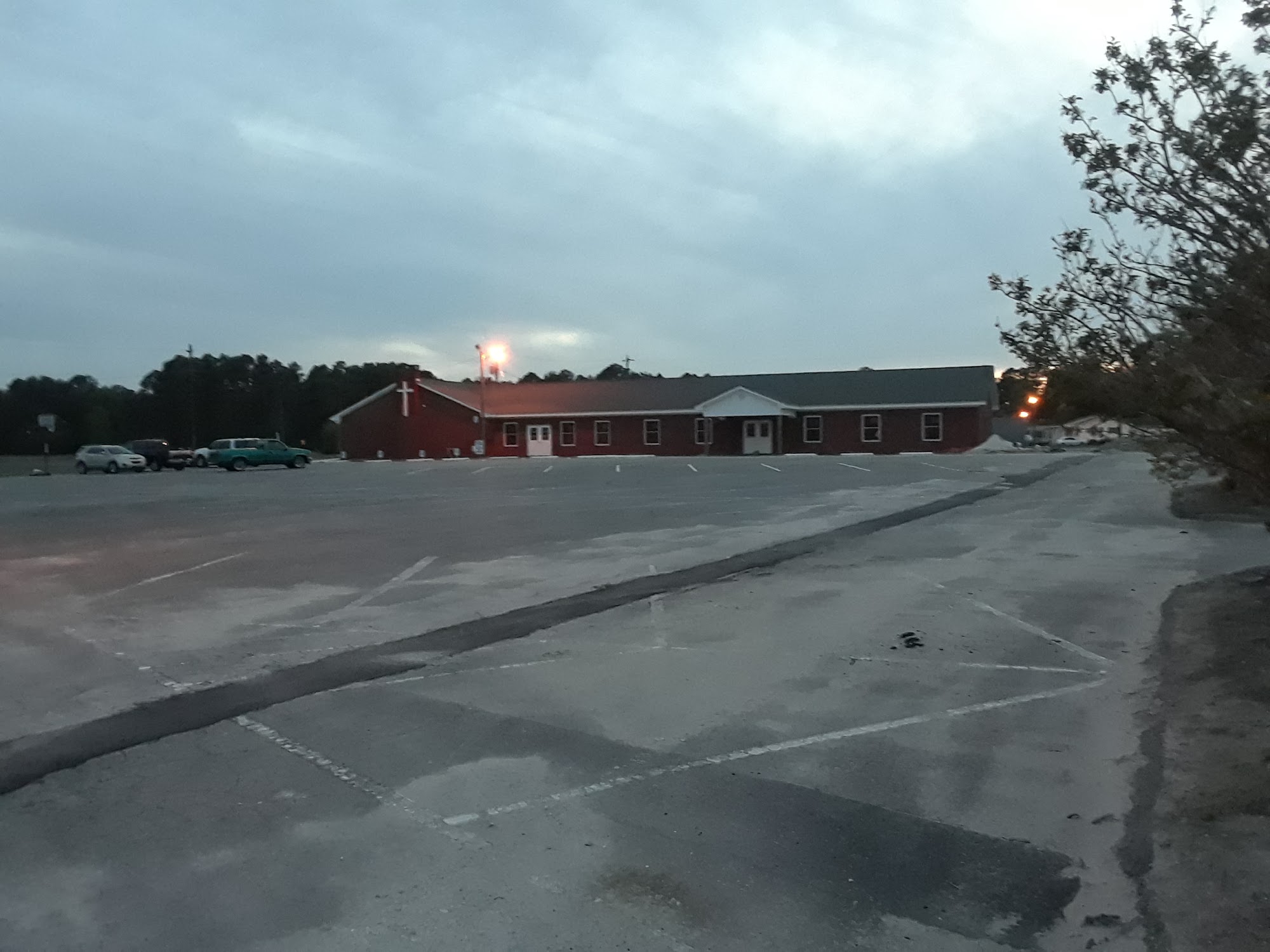 Piney Grove Bible Fellowship Swansboro