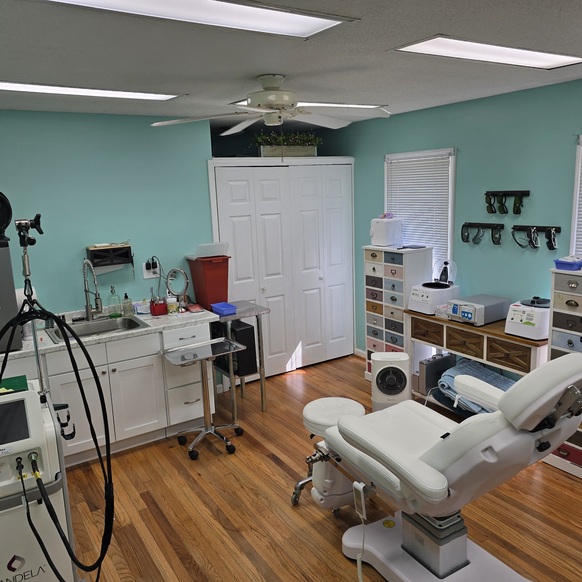 Rejuvenate Med Spa 620 E Sabiston Dr Unit 1, Swansboro North Carolina 28584