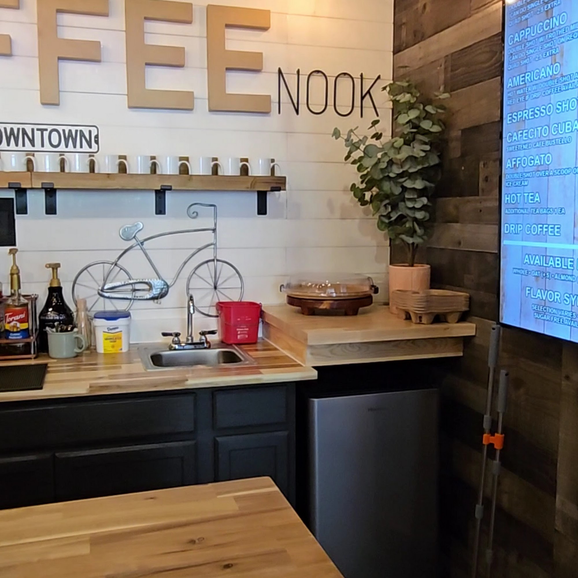 TRADE STREET DINER | Breakfast • Lunch • Ice Cream Tryon