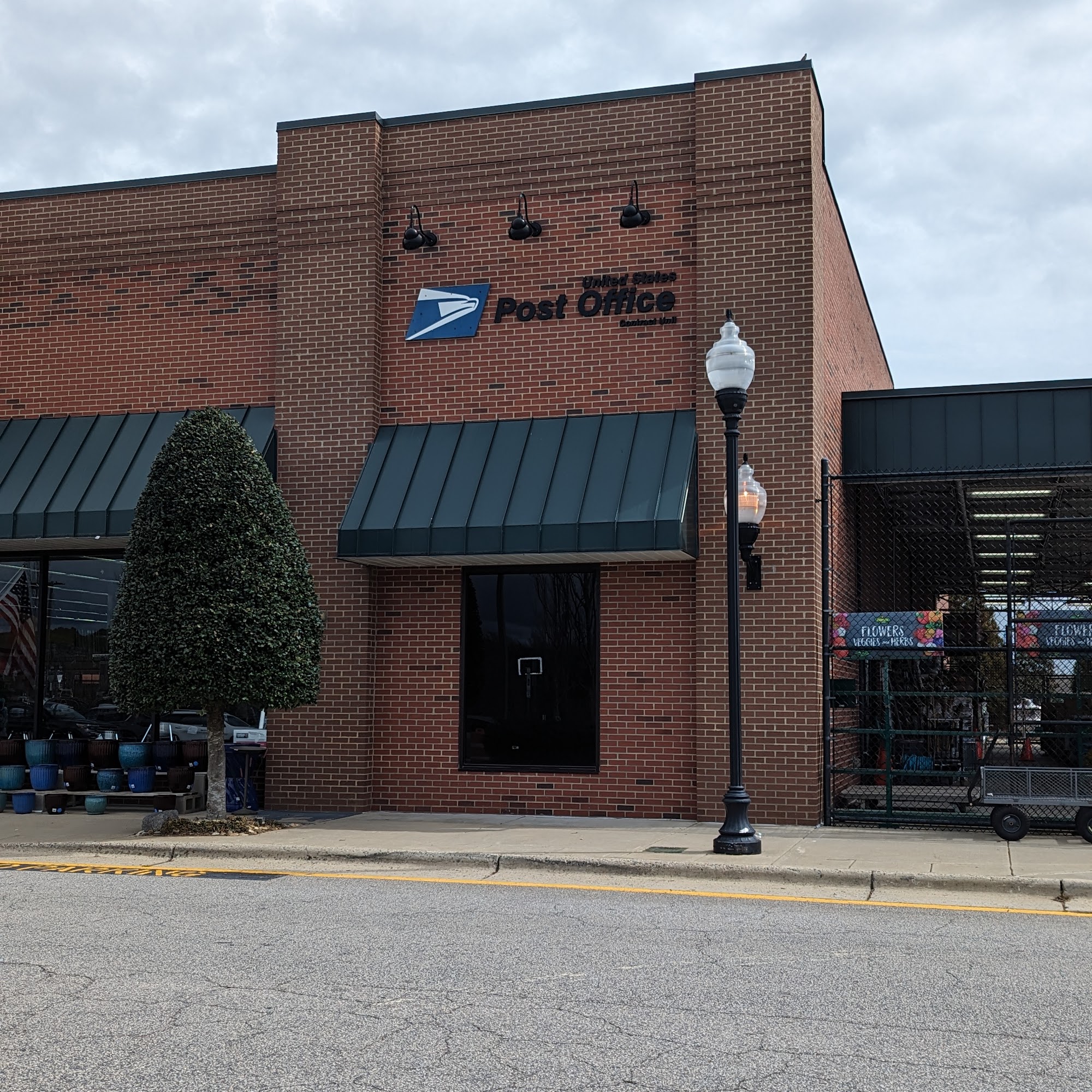 United States Postal Service Wake Forest