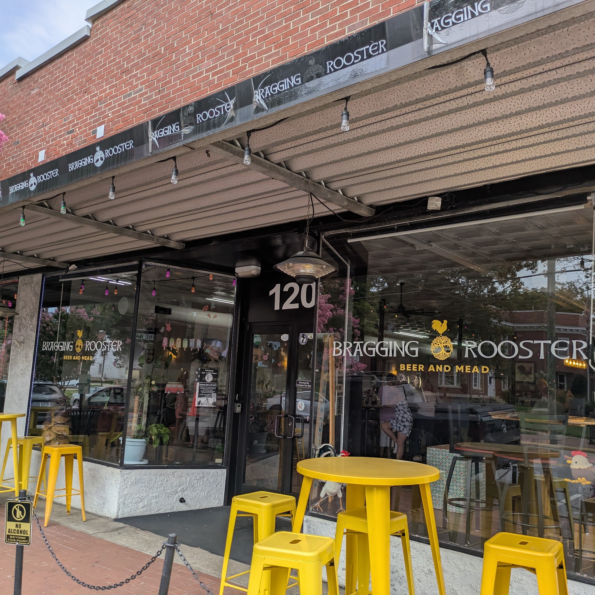 Bragging Rooster Beer and Mead Warrenton