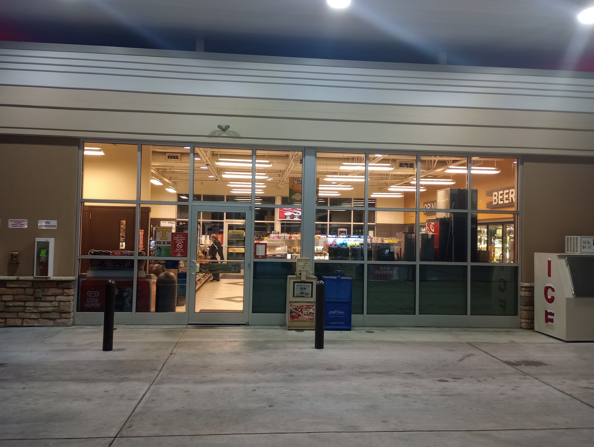 I Market 723 Waynesville