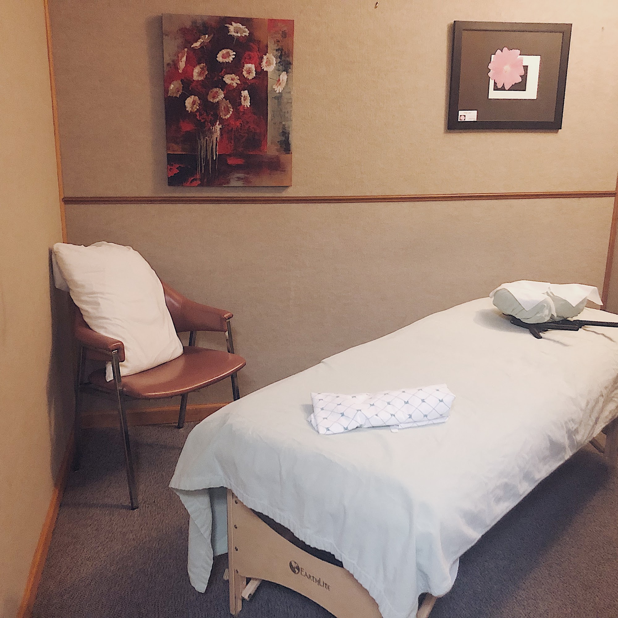 Current Chiropractic 936 U.S. Hwy 221 Business, West Jefferson North Carolina 28694