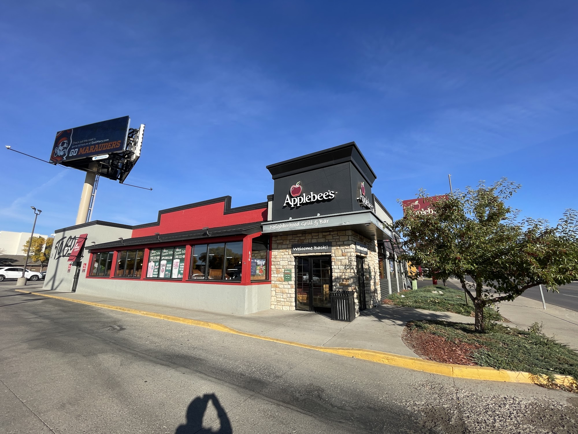 Applebee's Grill + Bar