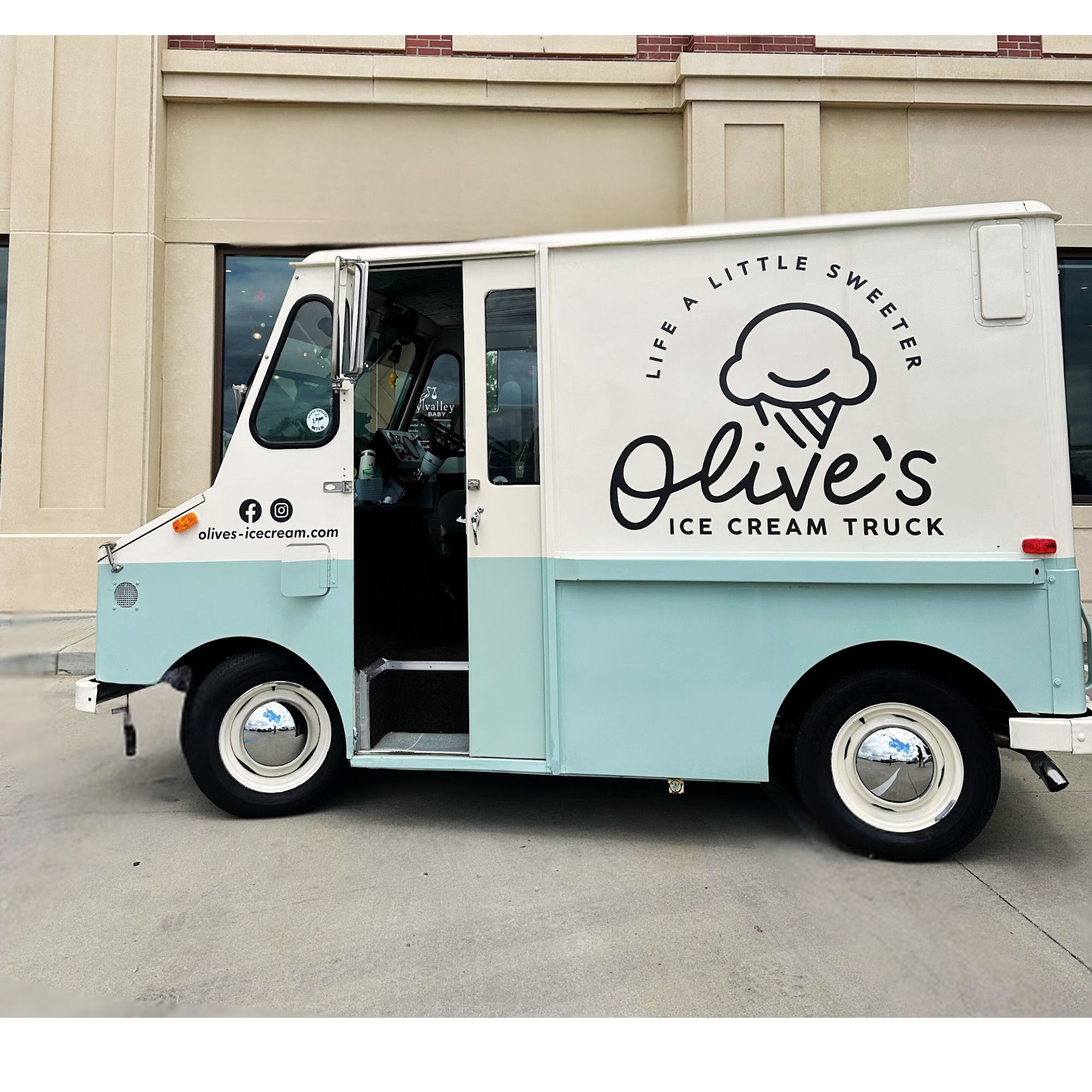 Olive's Ice Cream Truck 3008 Peach Tree Dr, Bismarck