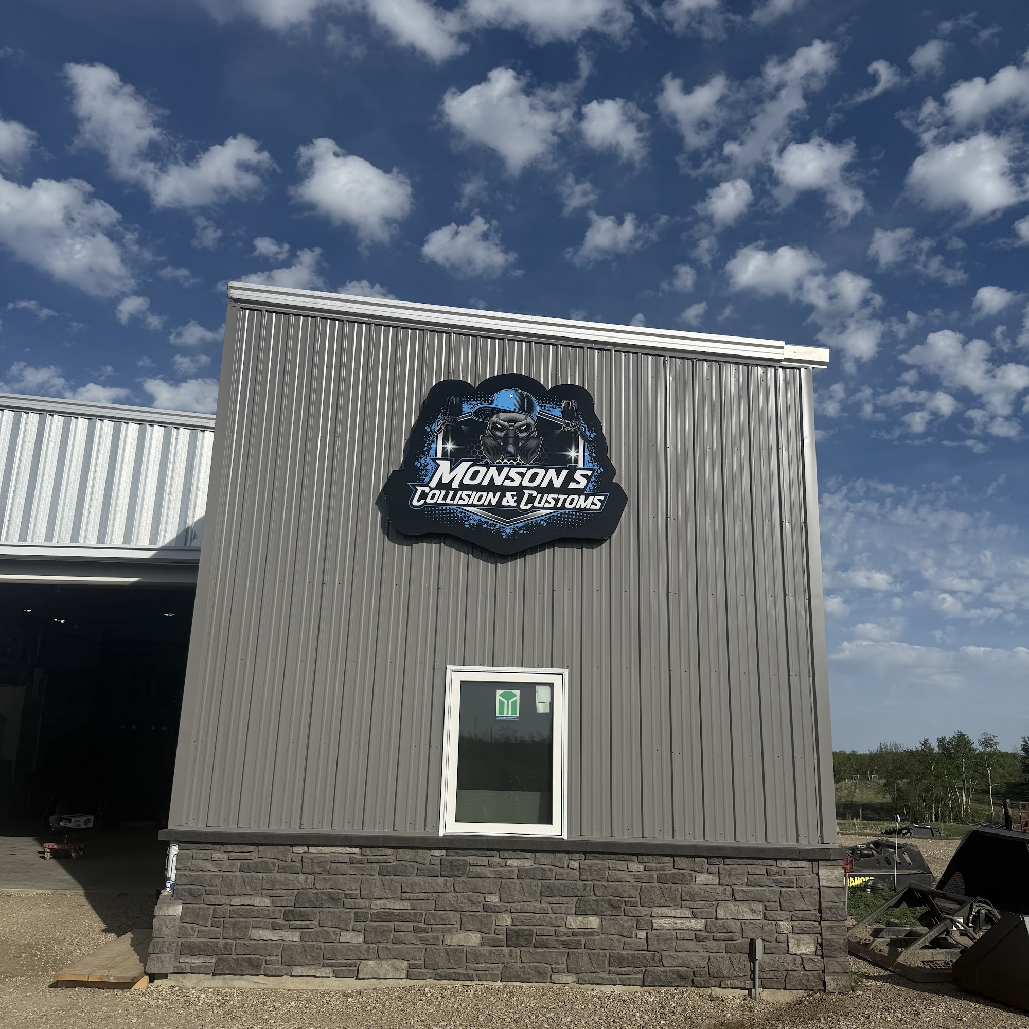 Monson’s Collision & Customs Bottineau