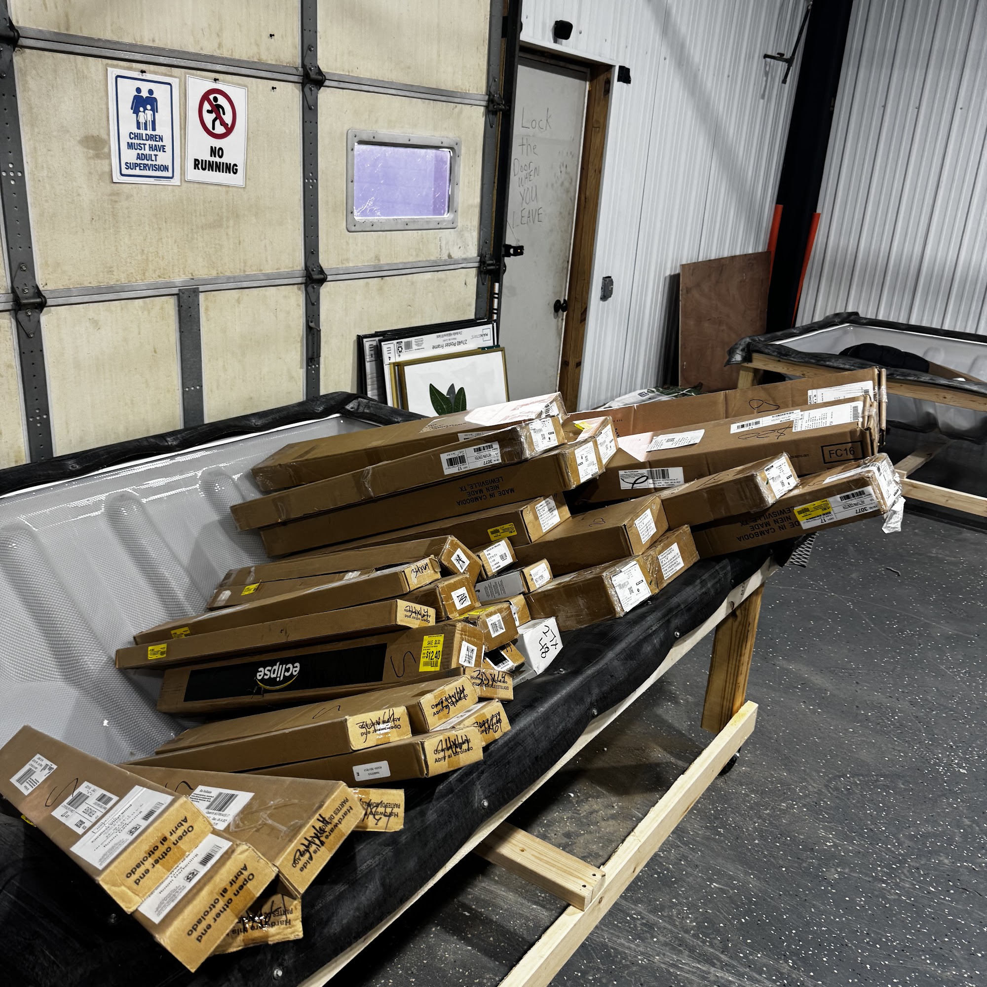 Bargain Kave Bottineau