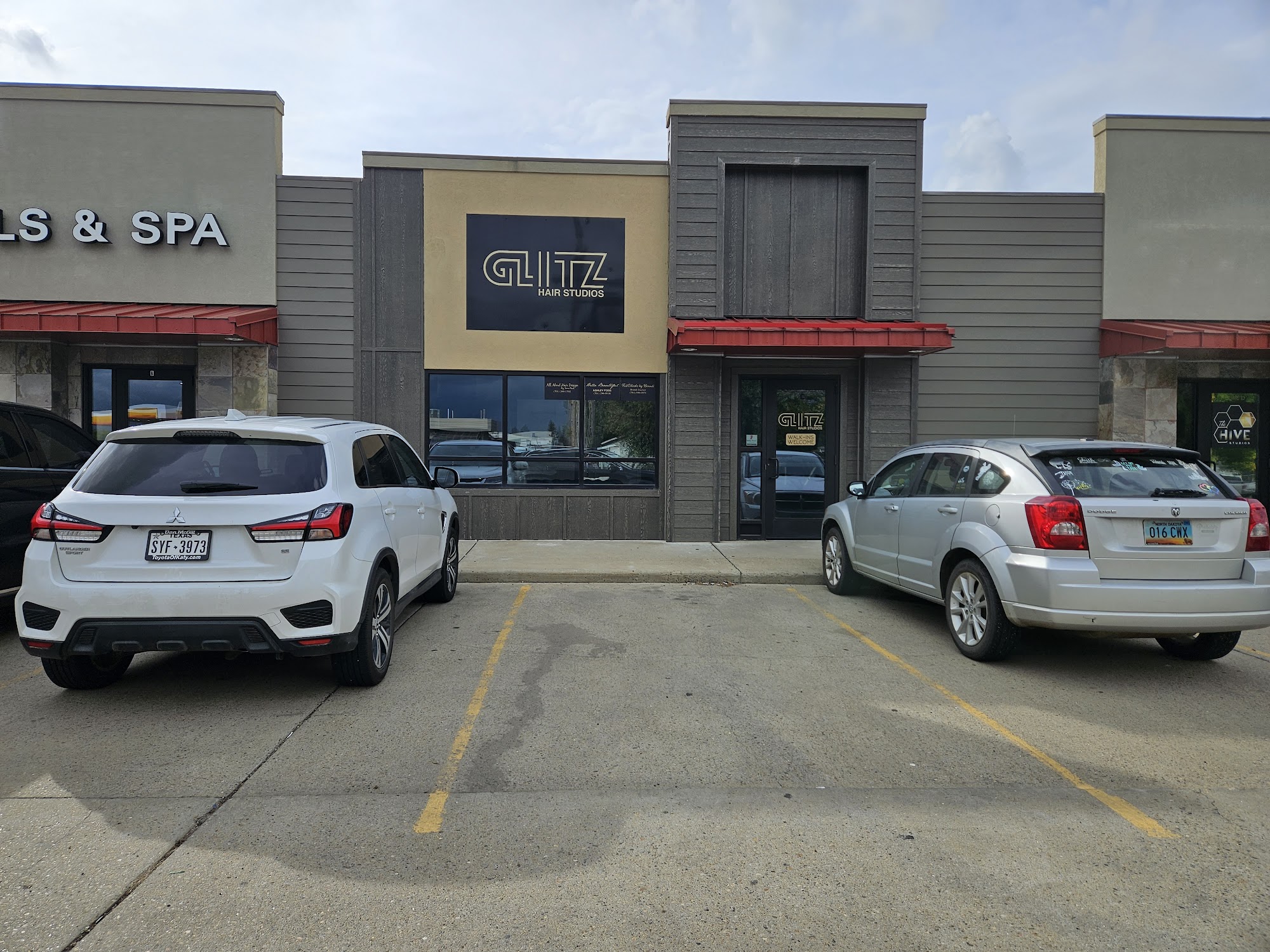 Glitz 1785 1st St W, Dickinson North Dakota 58601