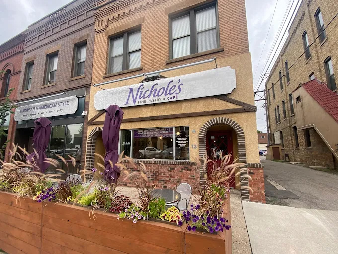 Nichole's Fine Pastry & Café Fargo