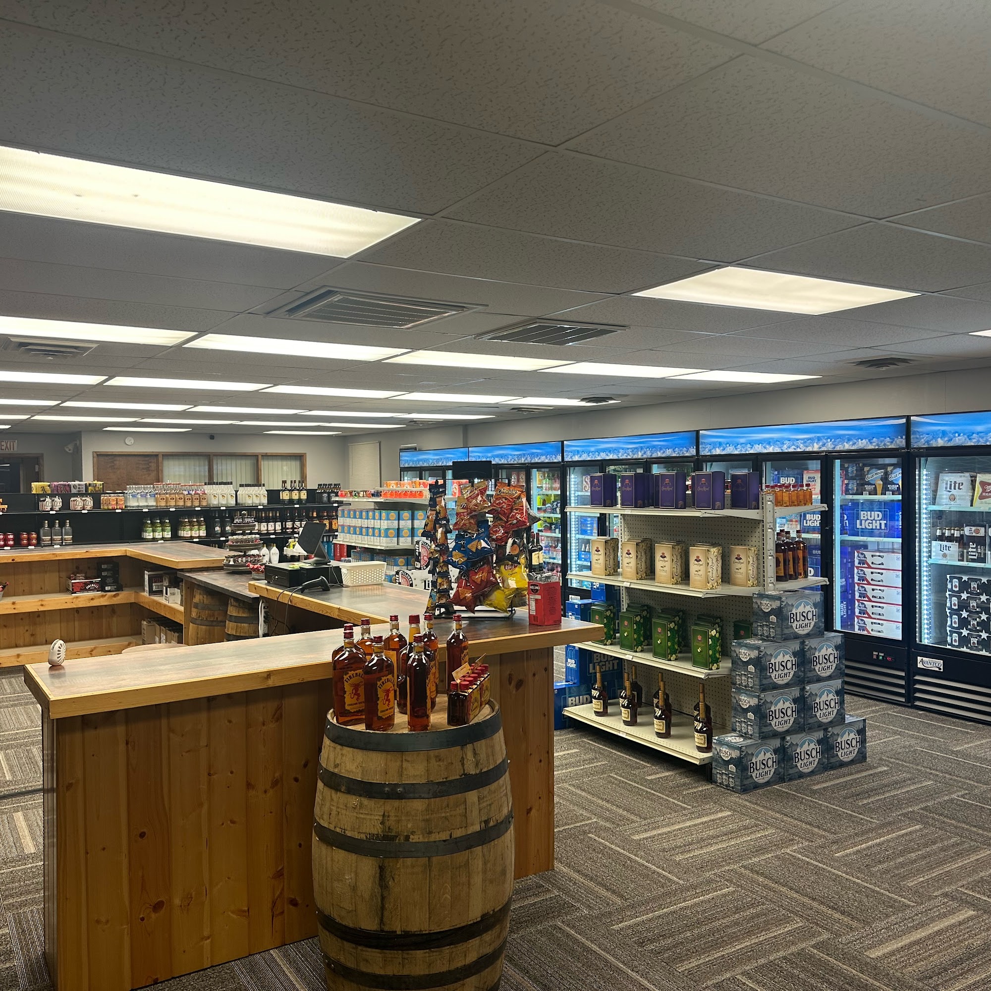 Schlittzen Liquor Langdon