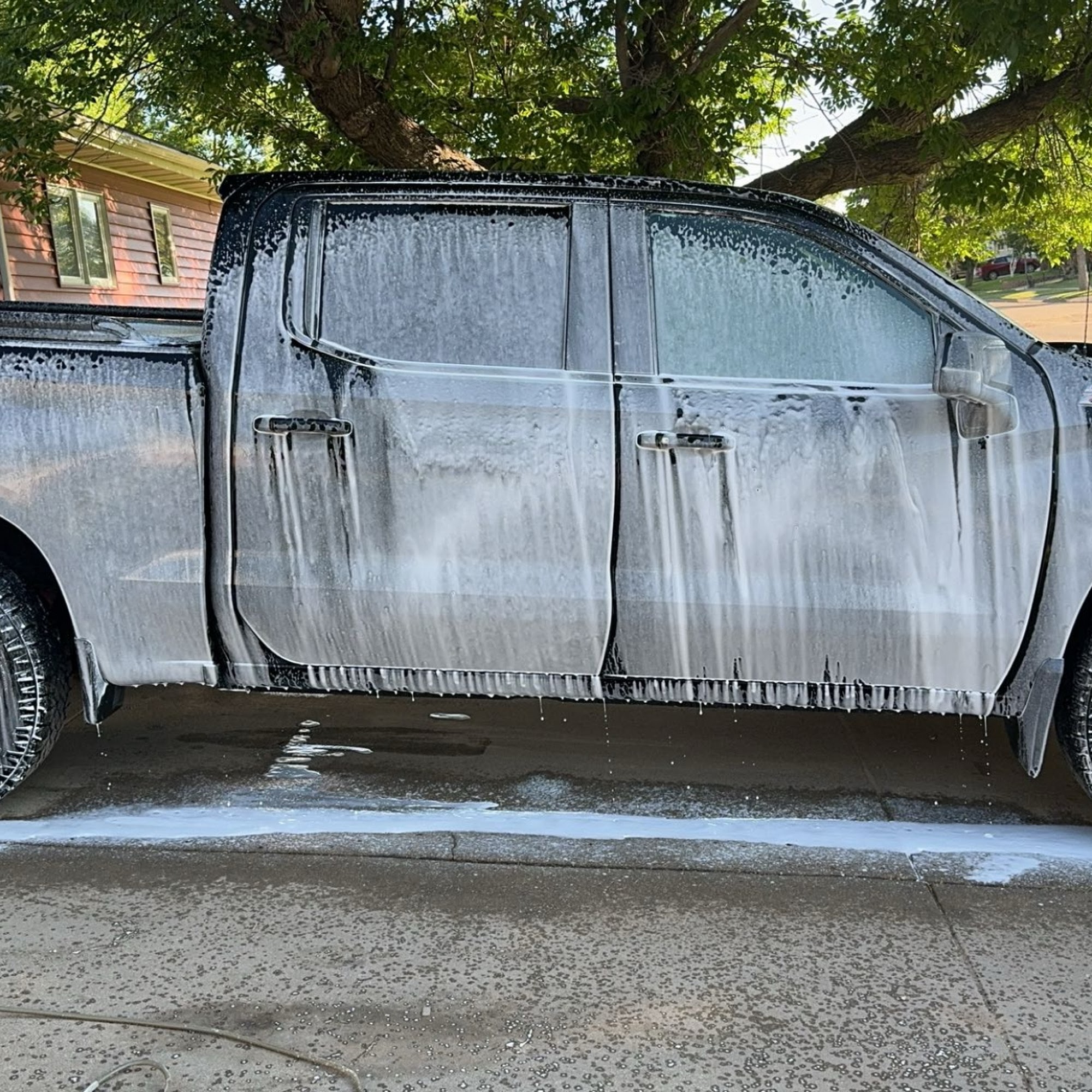 Cale's Detailing 1905 3rd St NW, Minot North Dakota 58703