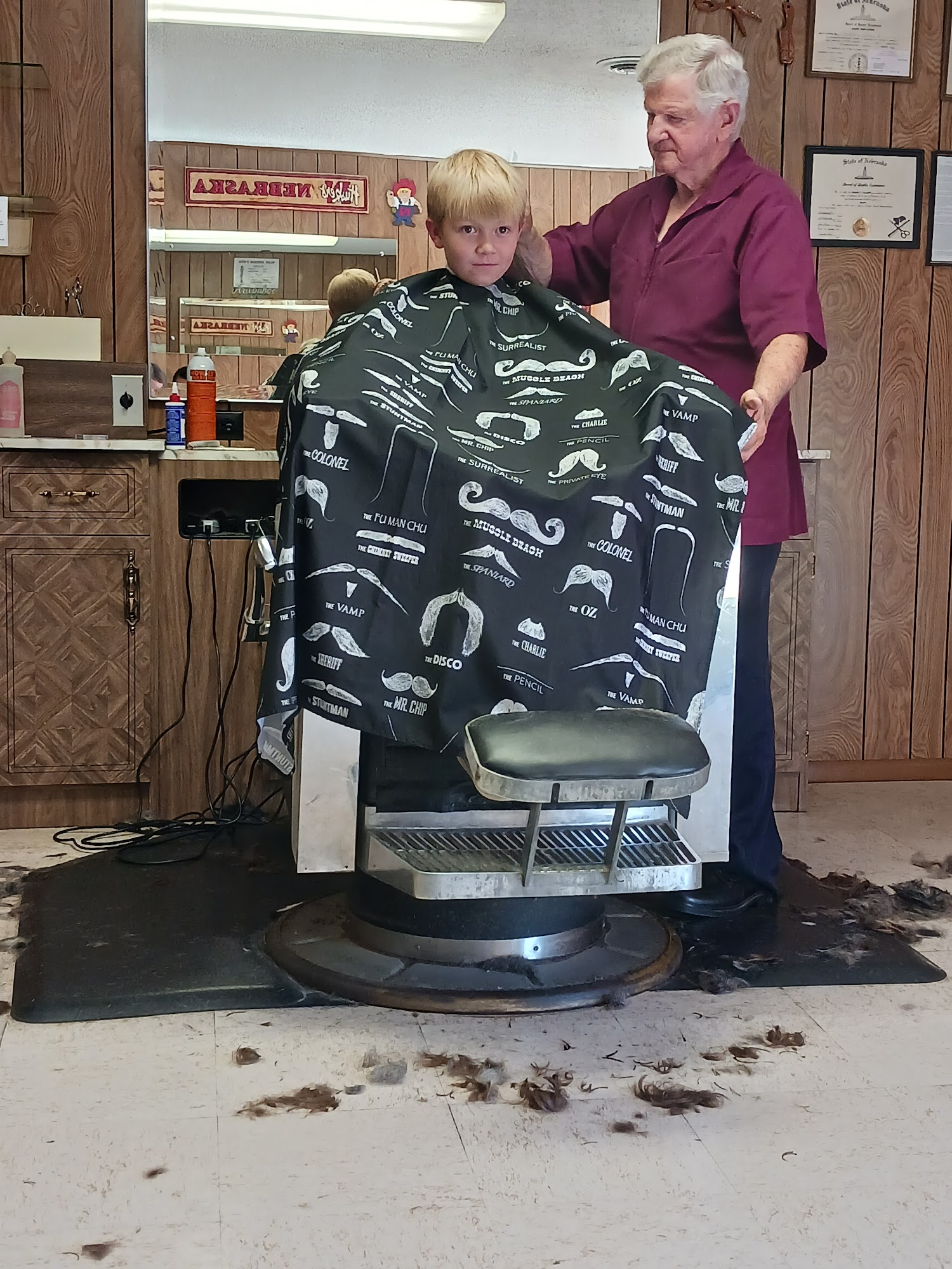 Don's Barber Shop 408 Nebraska Ave, Arapahoe Nebraska 68922