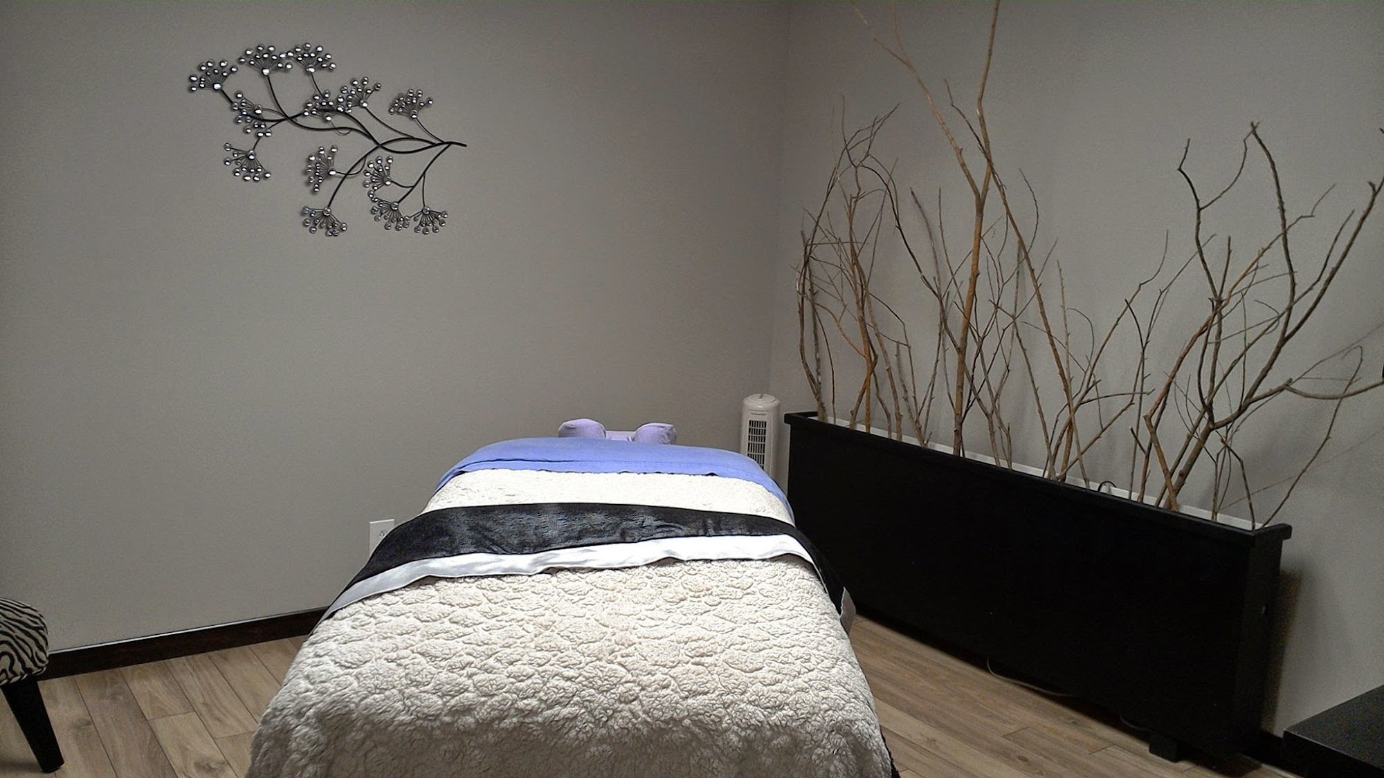 Mitzi K's (Closed for good)