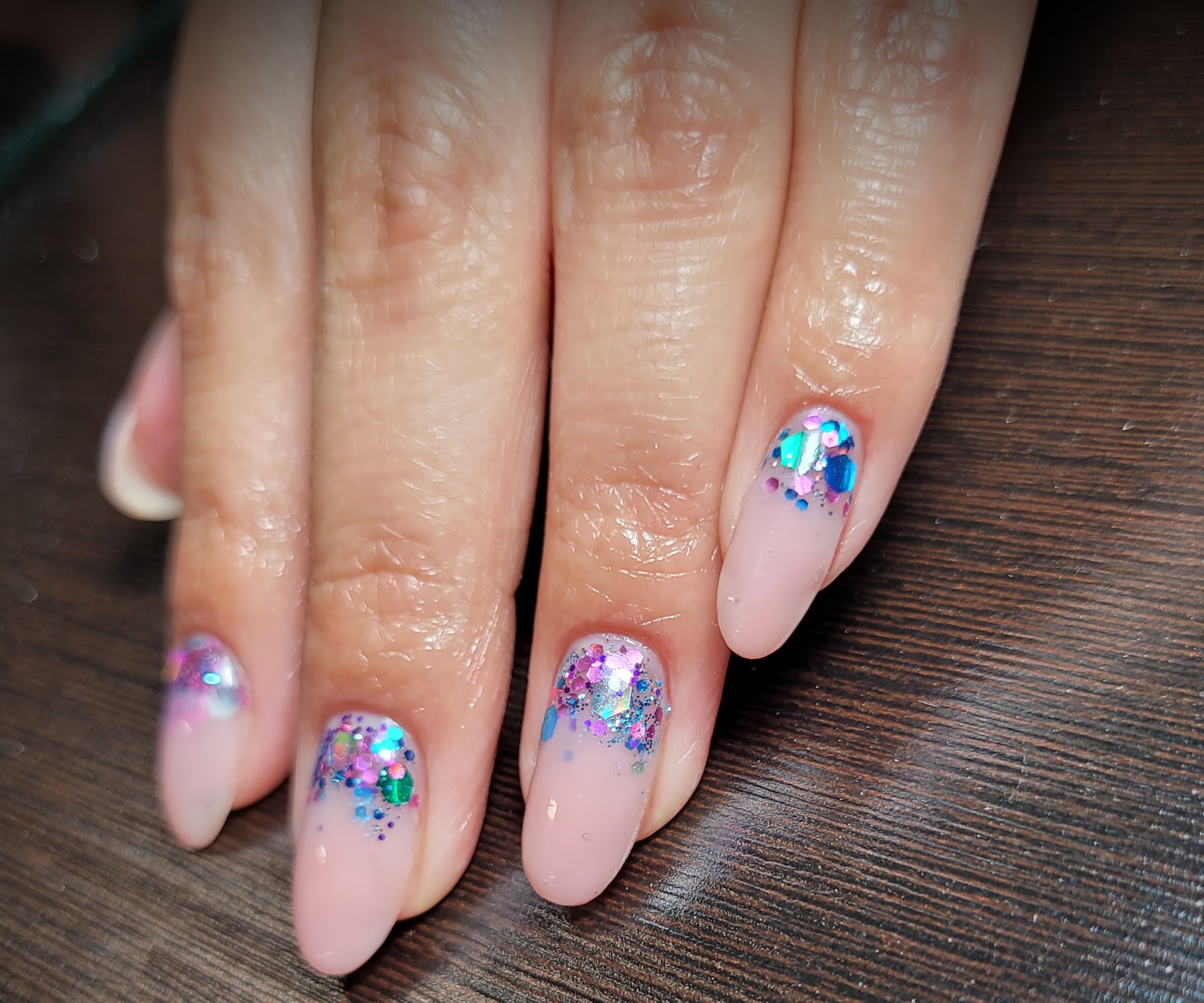 The Cut Barn Salon & Lash Studio 112 E 8th St, Cozad, NE 69130