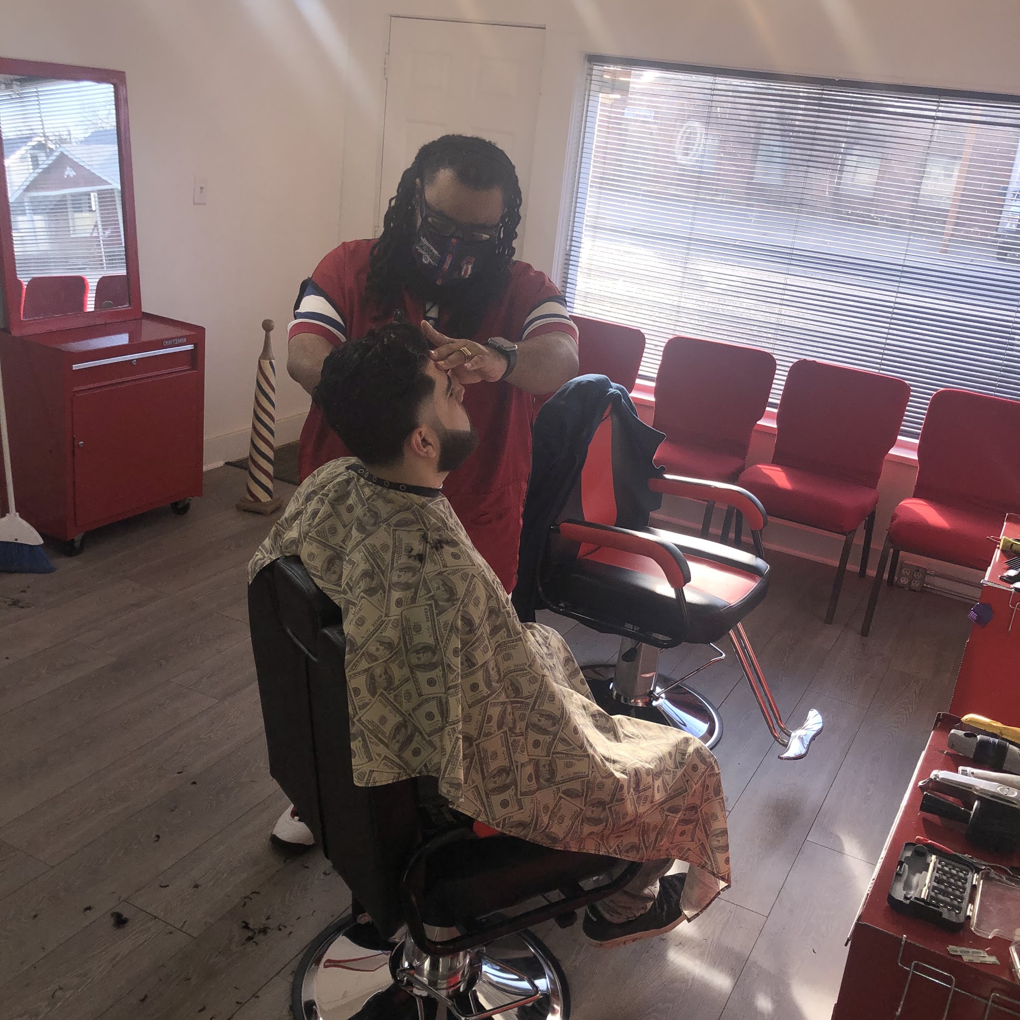 Fishers Beauty and Barber 1362 S 33rd St, Lincoln Nebraska 68510