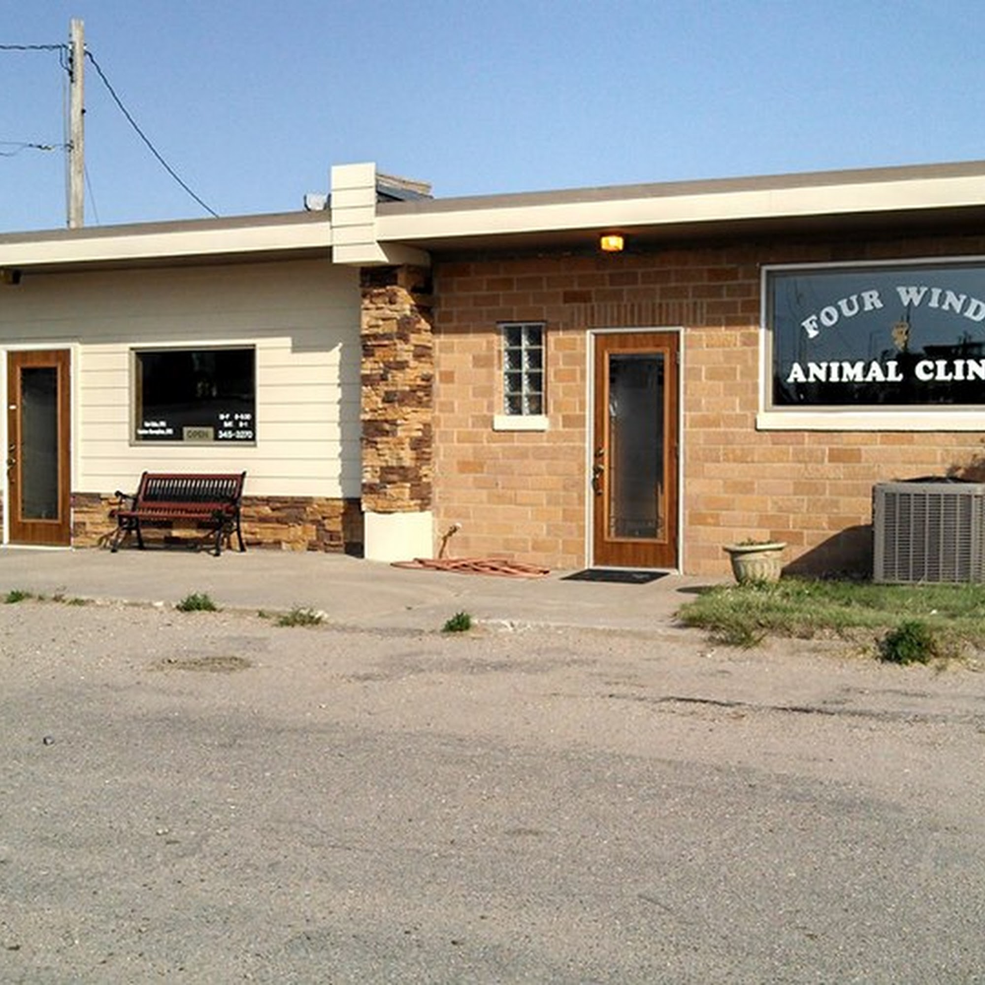 Four Winds Animal Clinic McCook