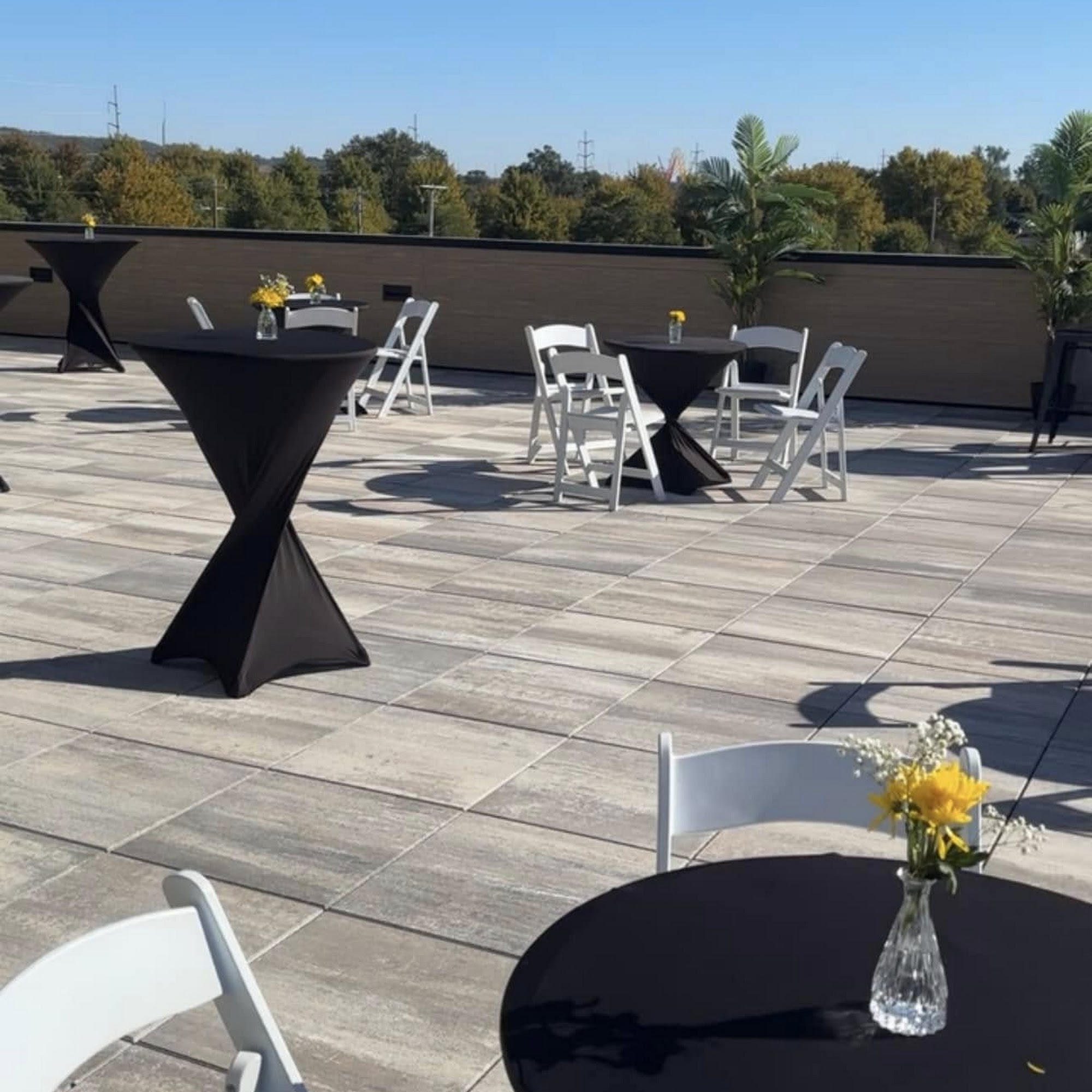 Midwest Mixers Mobile Bar + Events