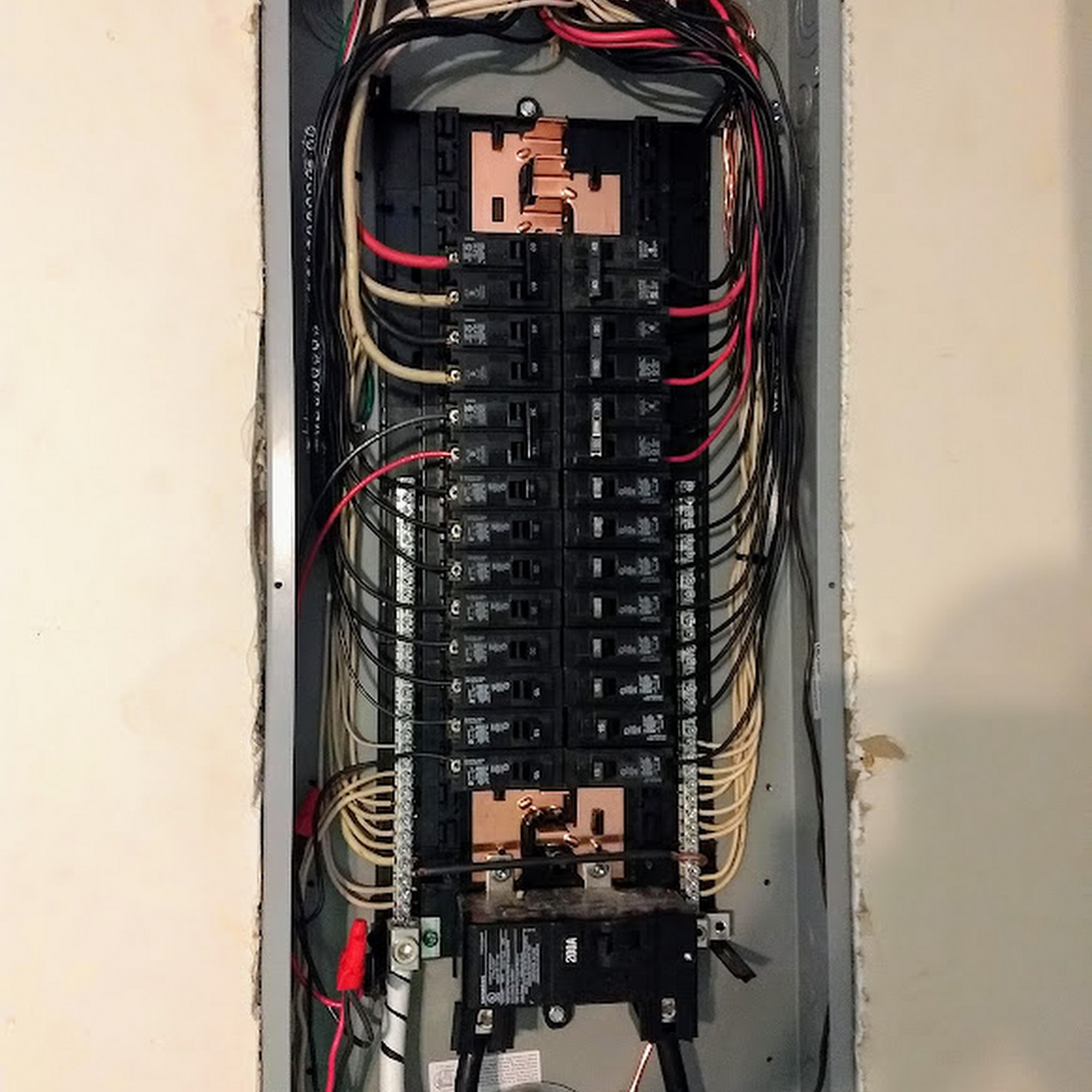 Full Circuit 4611 S 96th St Suite 234, Omaha Nebraska 68127