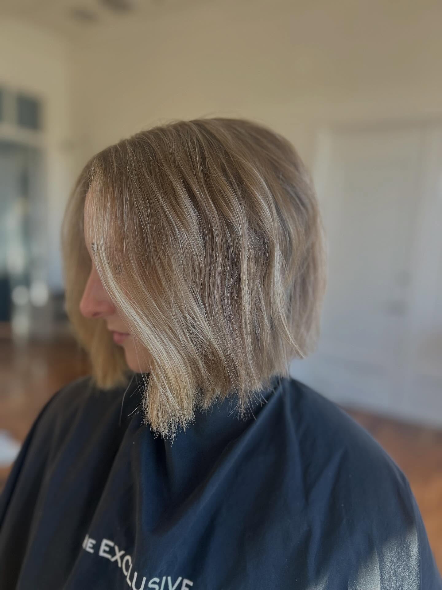 The Exclusive Chair 17121 Marcy St, Omaha Nebraska 68118