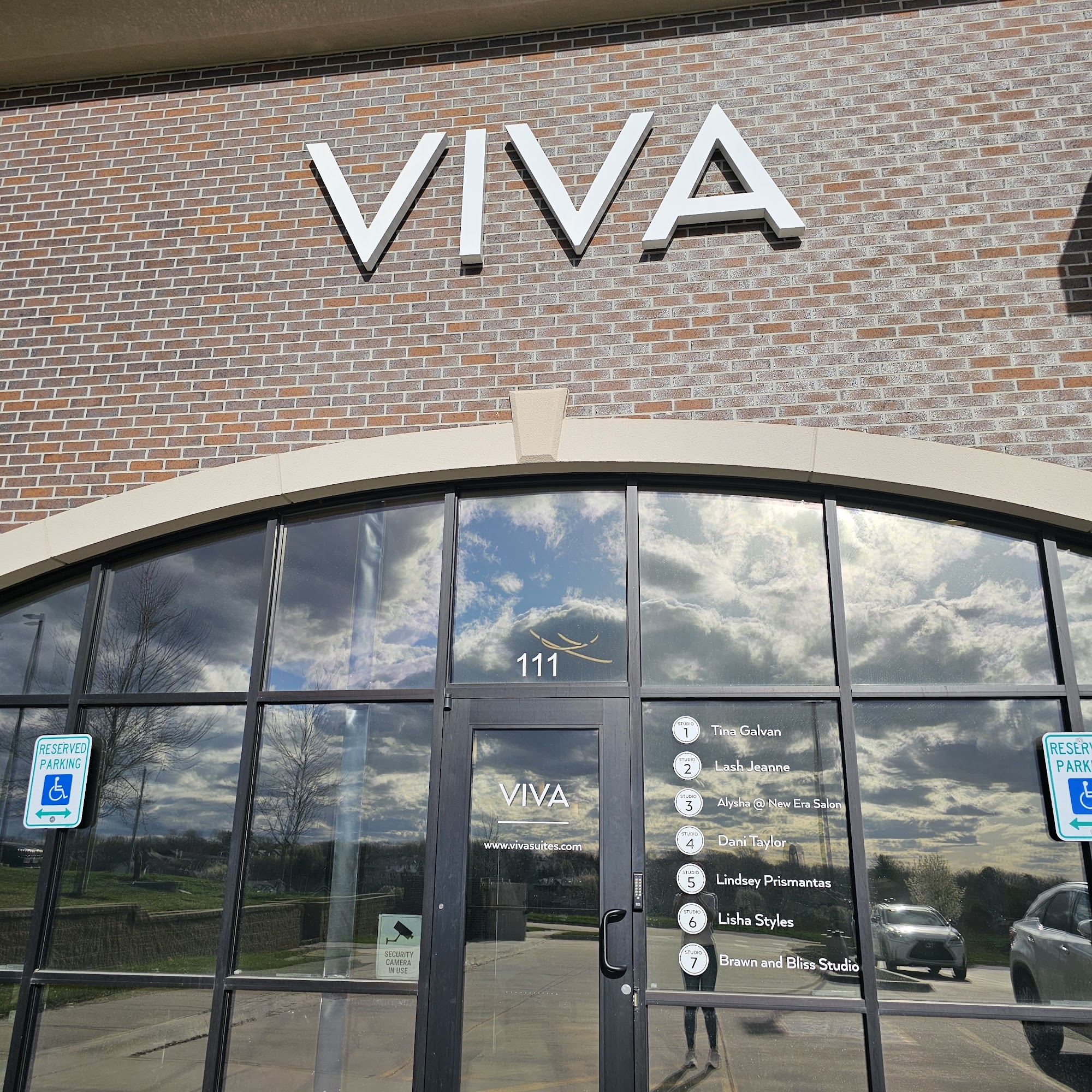 BRAWN AND BLISS MEN'S HAIR AND SPA STUDIO - (INSIDE VIVA HAIR STUDIOS)