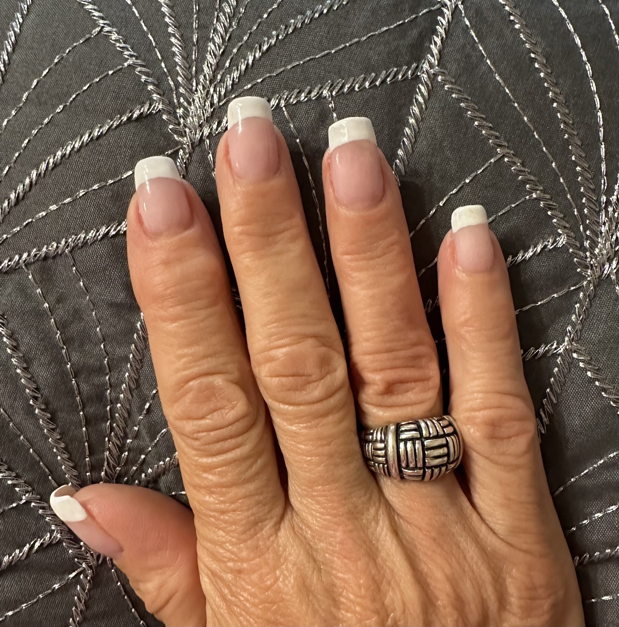 Wave Hair and Nail Salon York ne