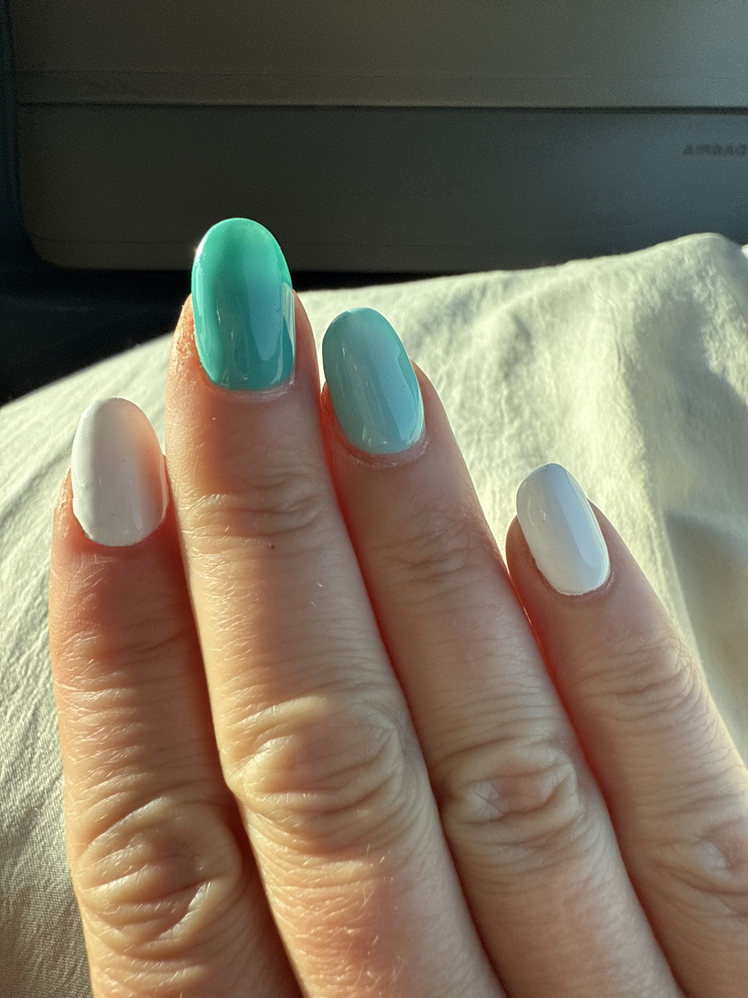 Wave Hair and Nail Salon York ne