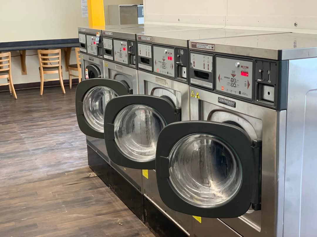 Spin n Web Laundromat Antrim