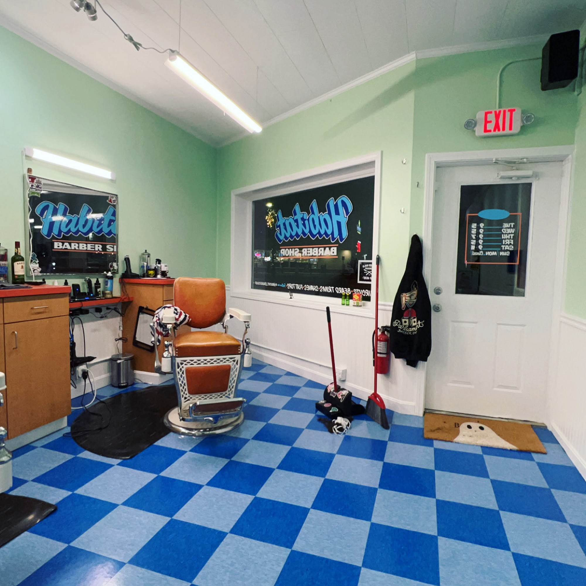 Habitat Barber Shop 29 E Broadway unit 3, Derry New Hampshire 03038