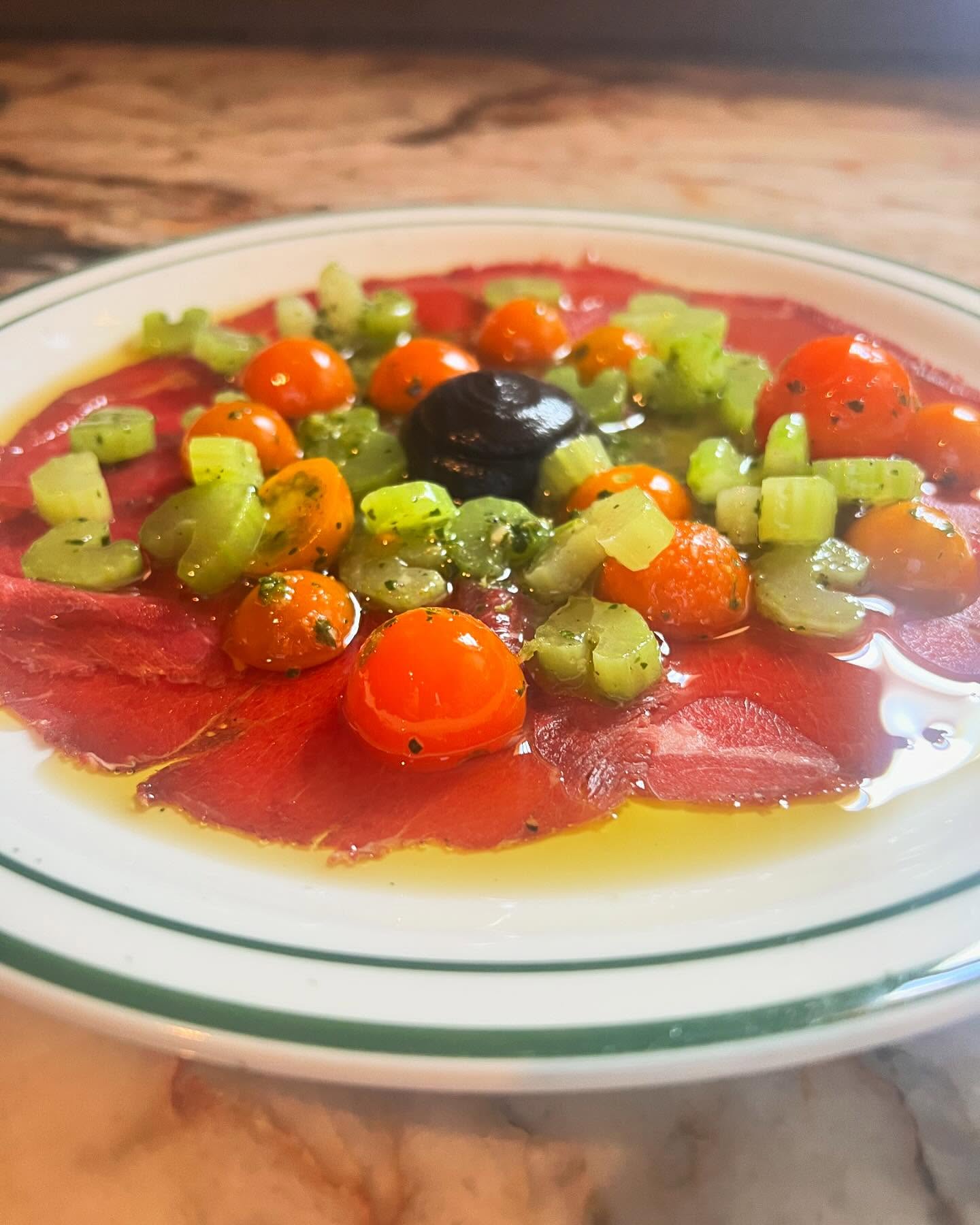 Darling Lakeside Pizza