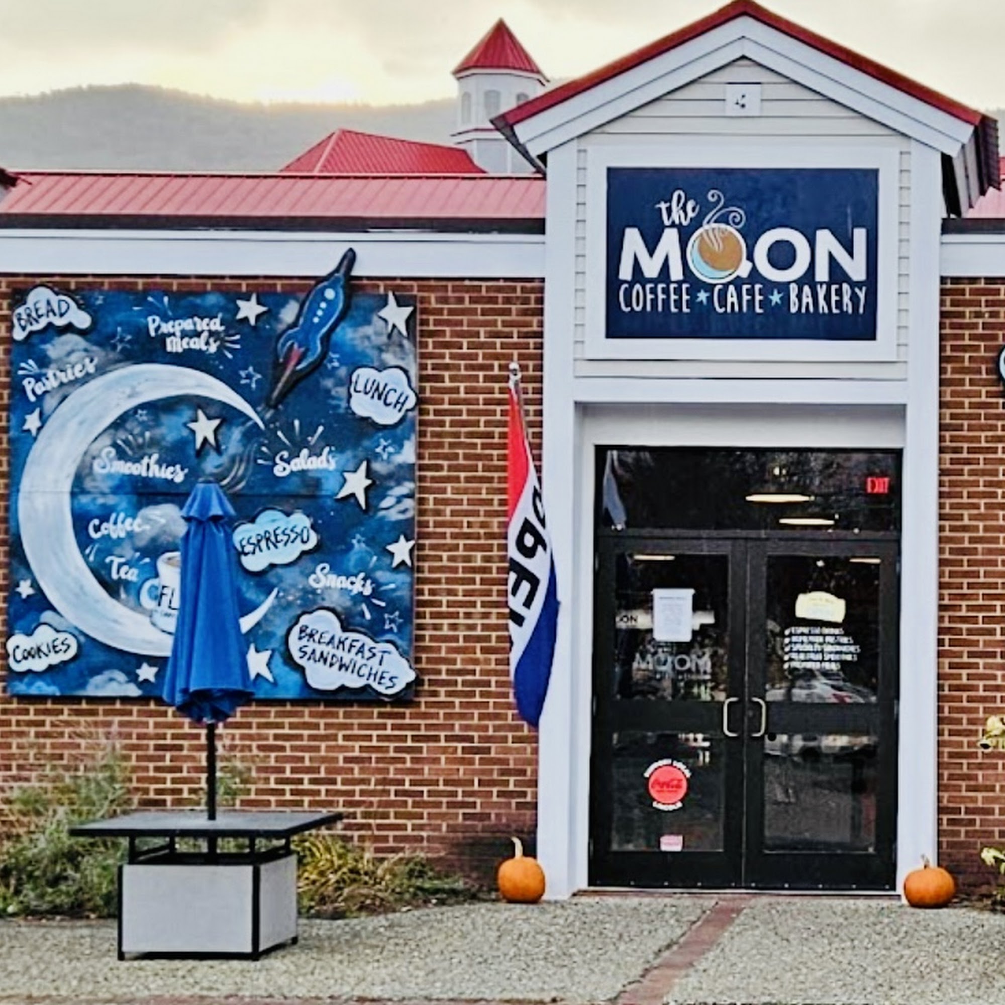 The Moon Cafe & Bakery Lincoln